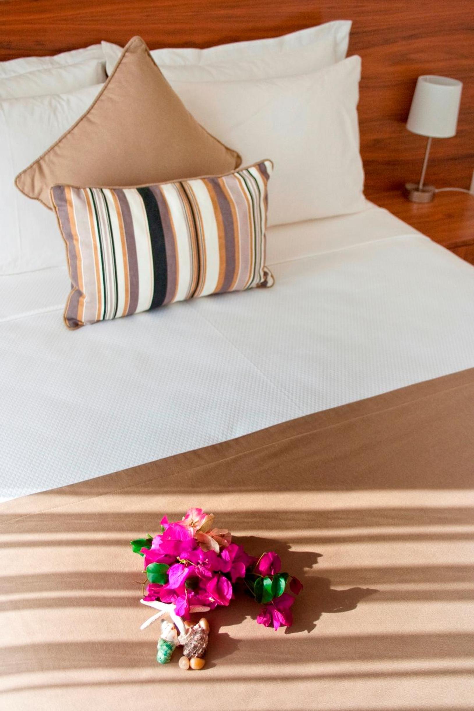 Standard Double Room - Photo 8