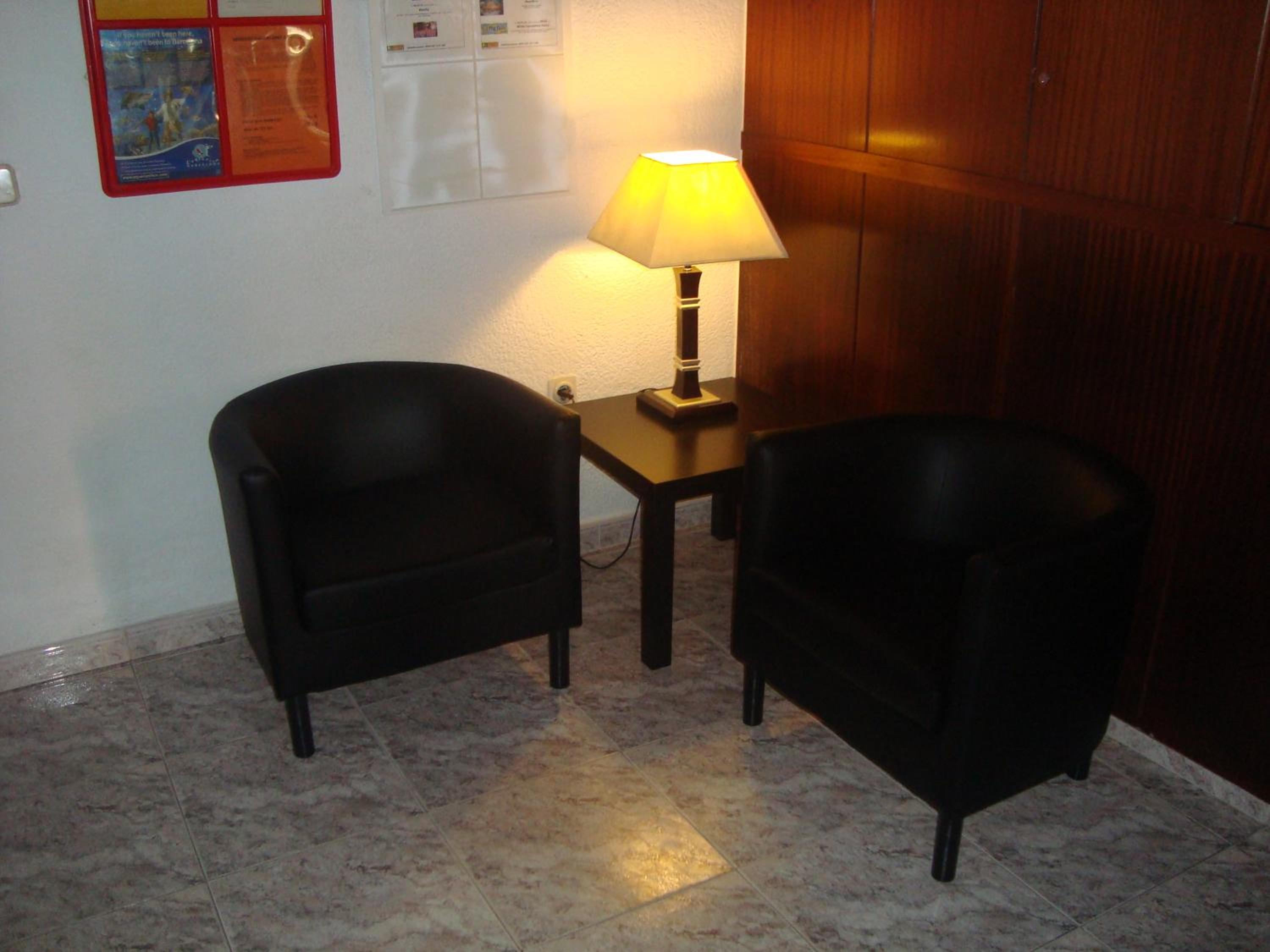 Economy Double Room photo 2