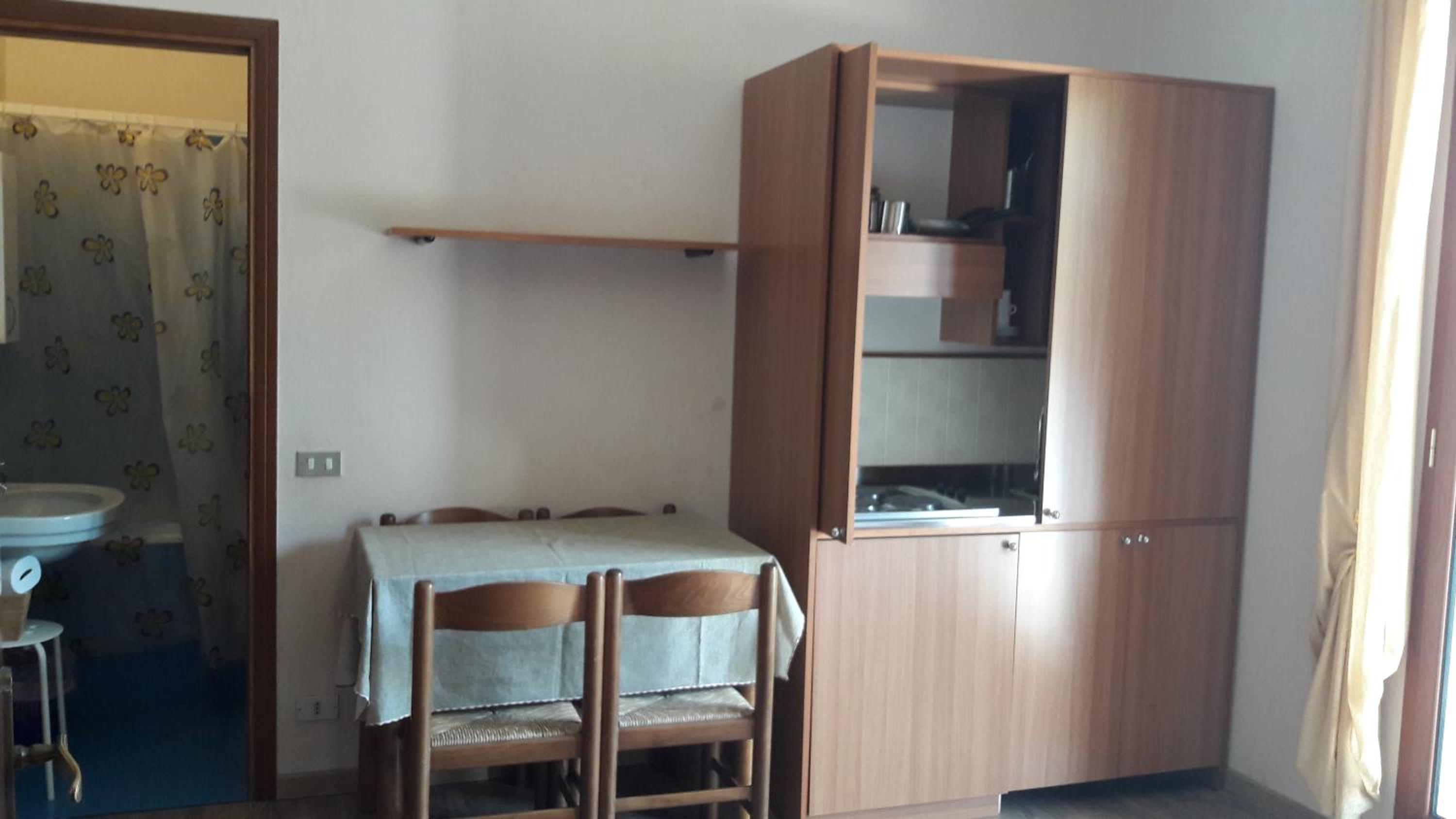 One-Bedroom Apartment (3 Adults) - Photo 4