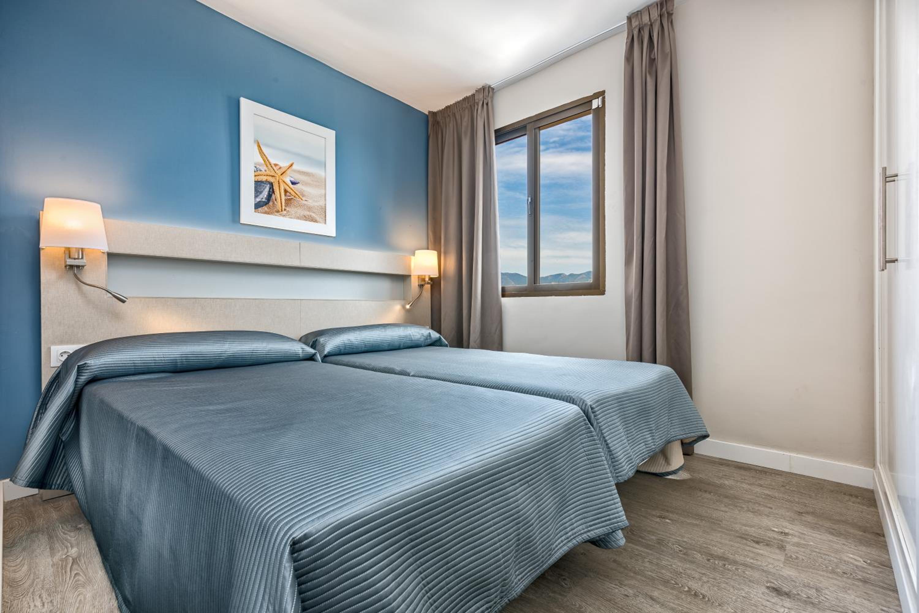One-Bedroom Apartment - Photo 4