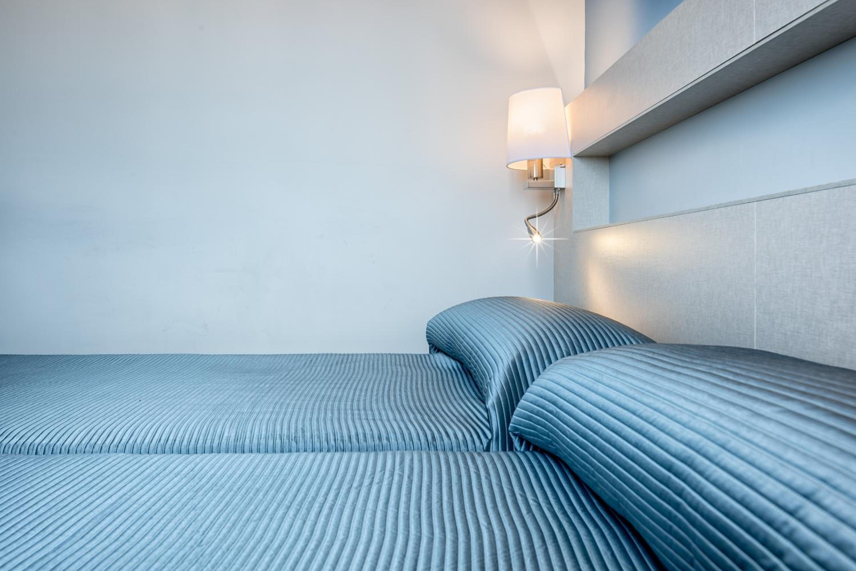 One-Bedroom Apartment - Photo 8