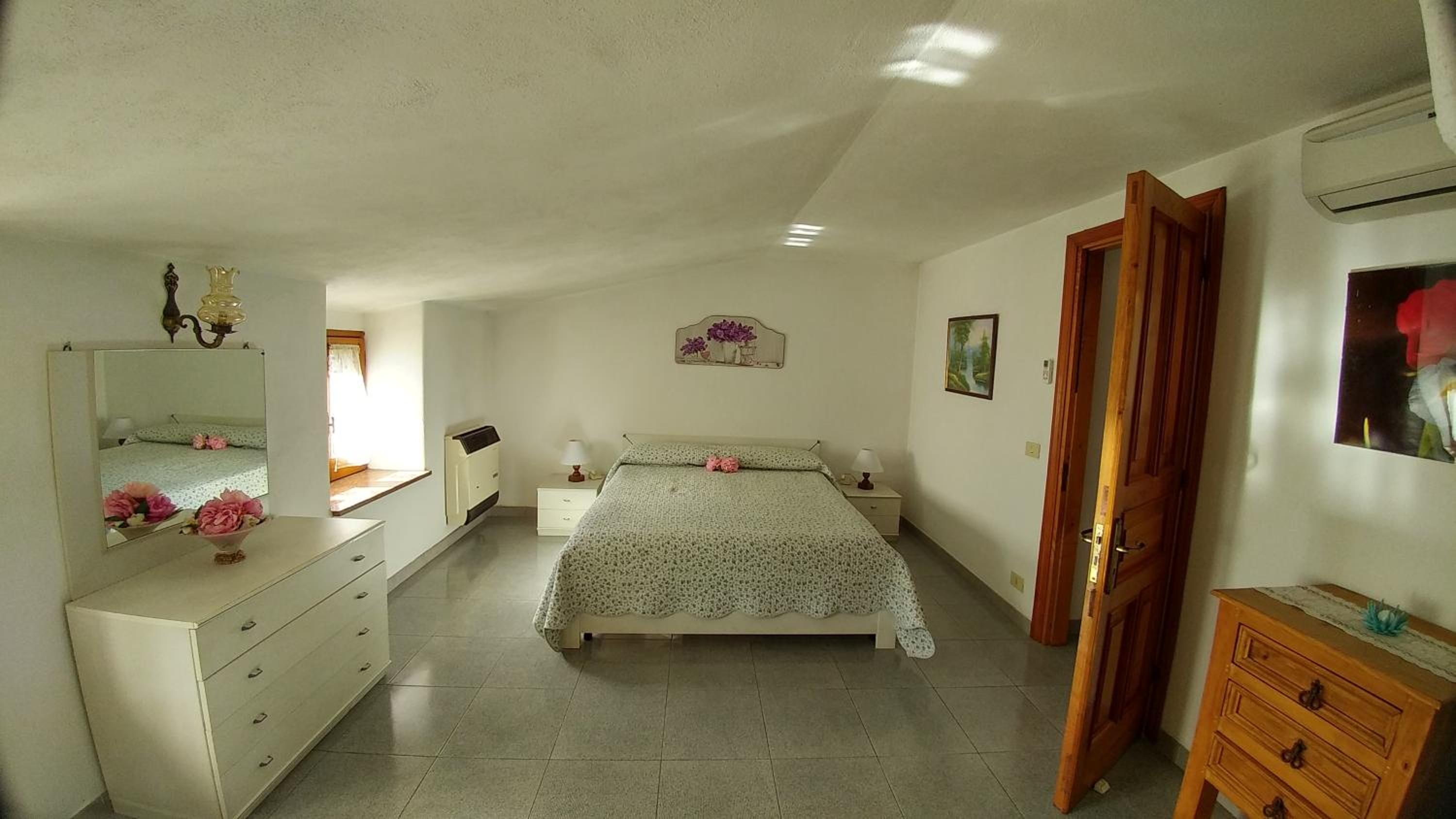 Apartment with Sea View - Photo 2
