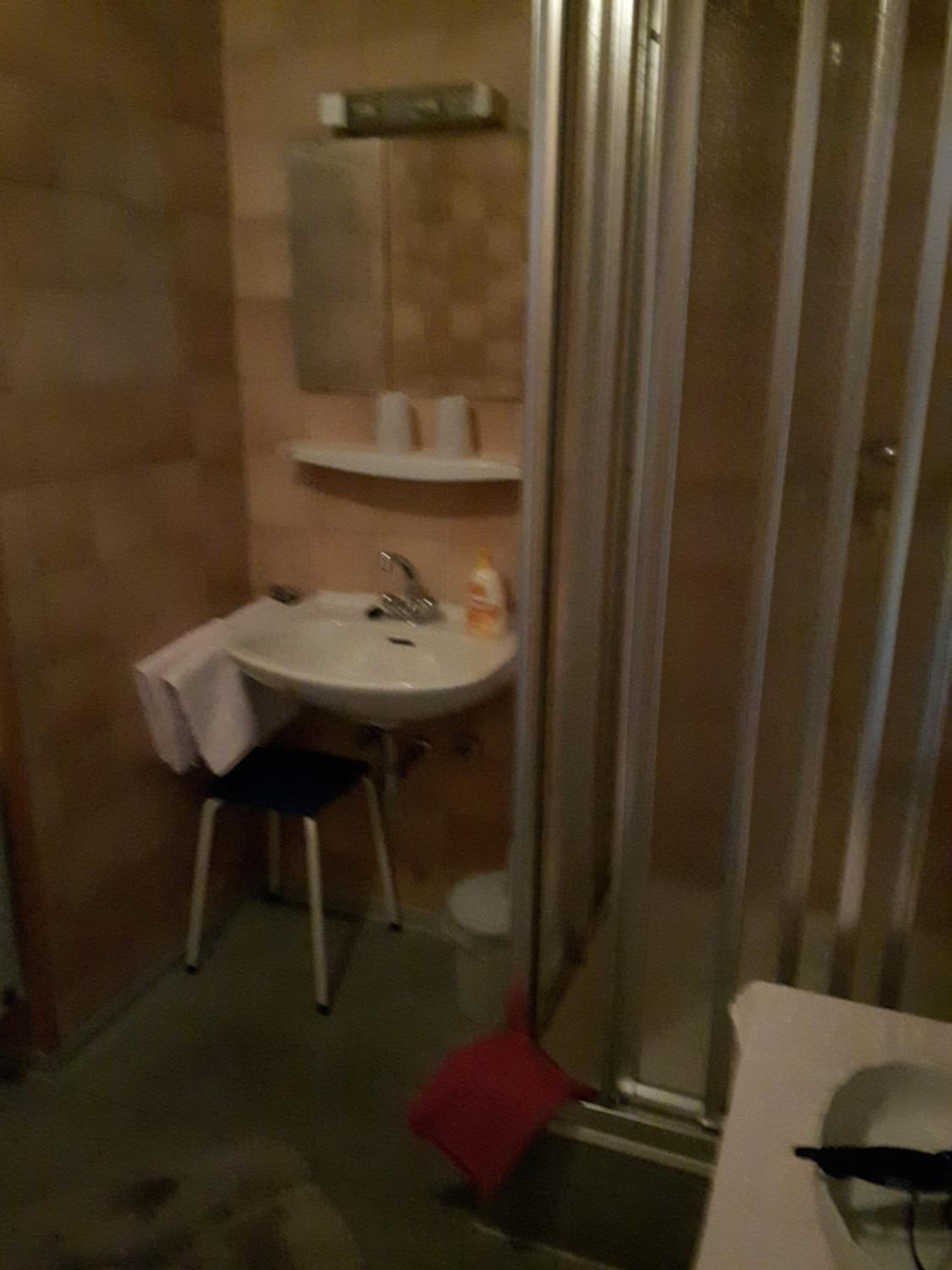 Double Room with Balcony (Bed Size: 160 - 200) - Photo 5