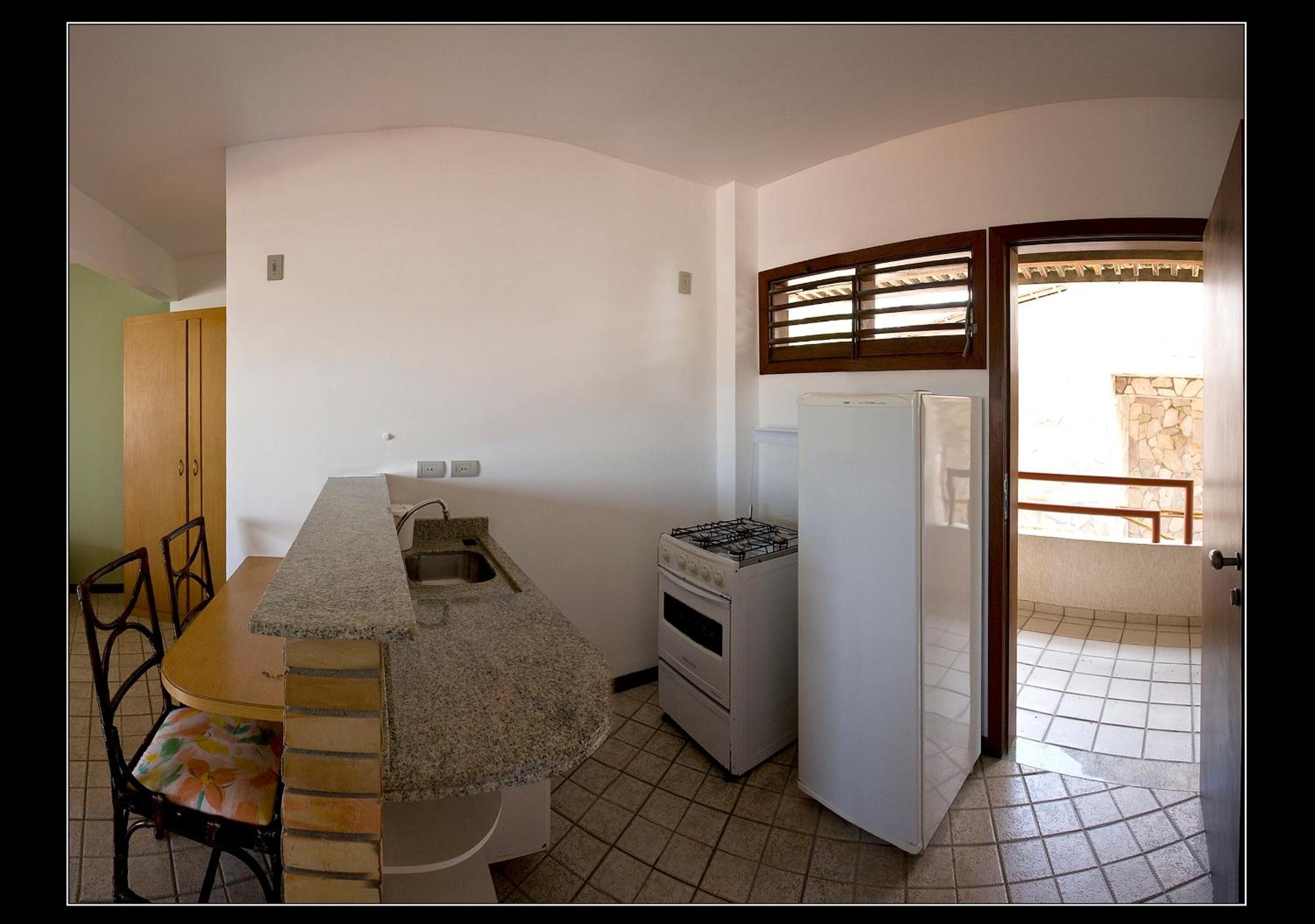 Family Room - Photo 8