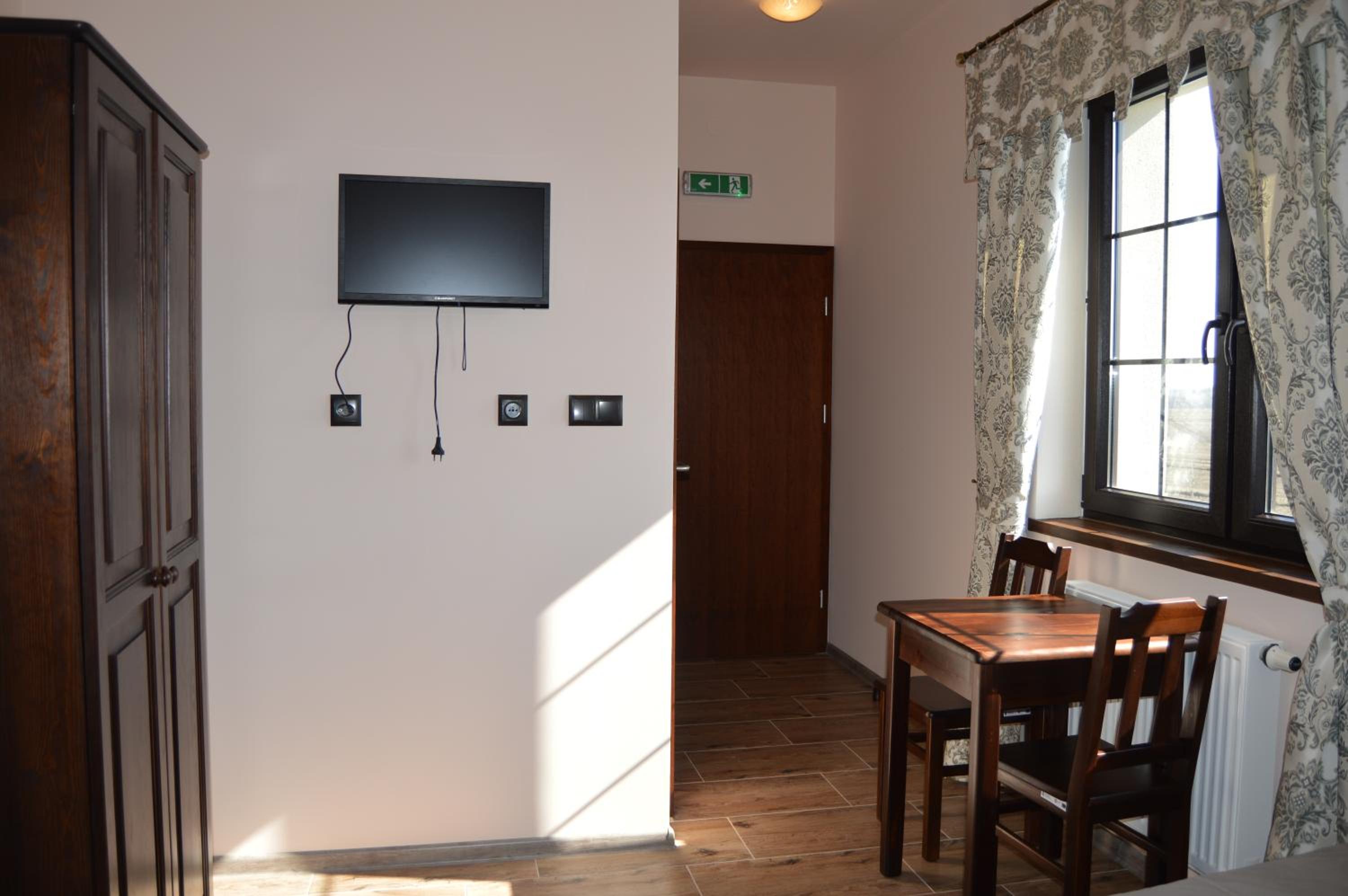 Standard Triple Room photo 3