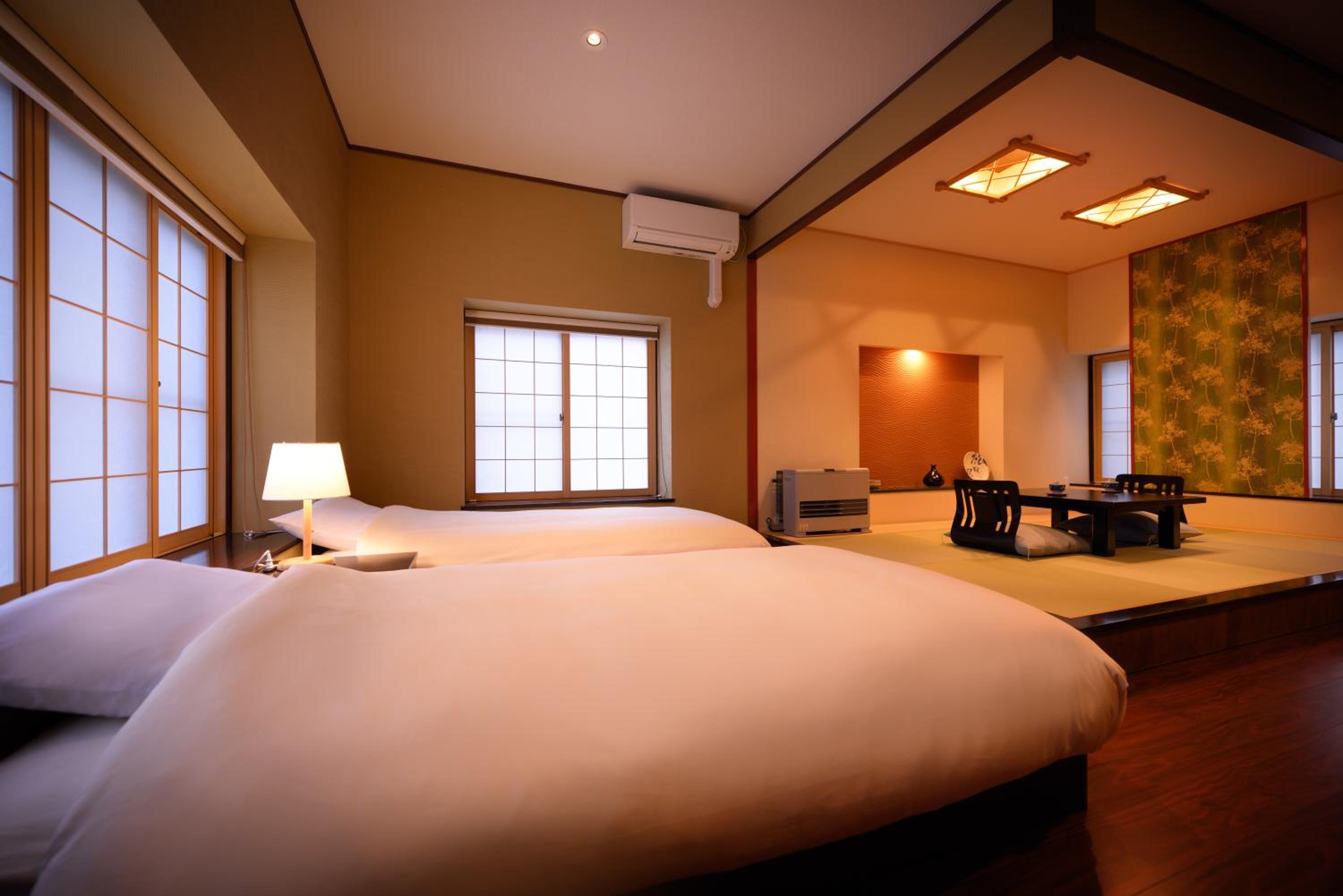 Suite with Semi Open-Air Bath