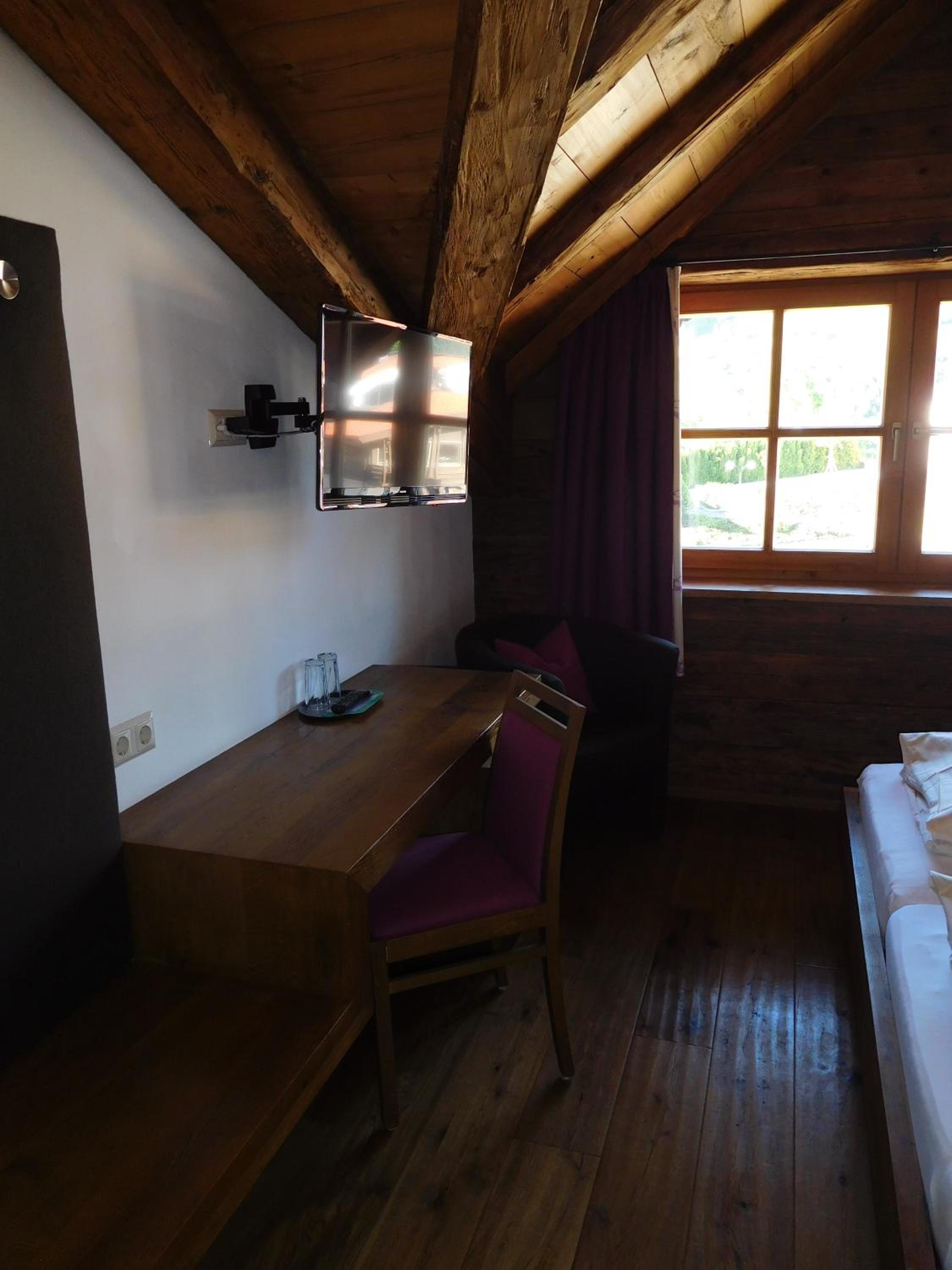 Standard Double Room - Photo 5