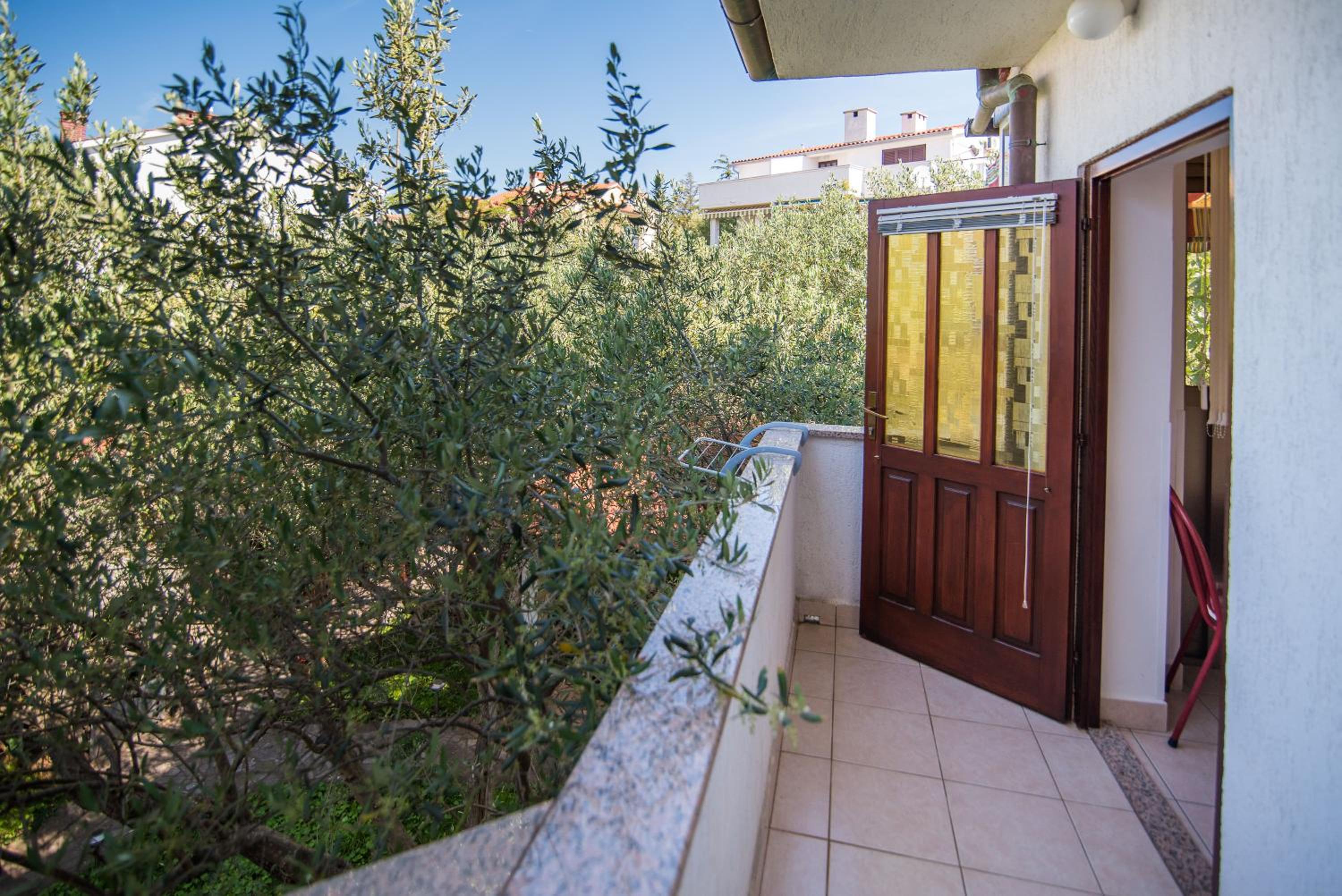 Studio with Balcony - Photo 16