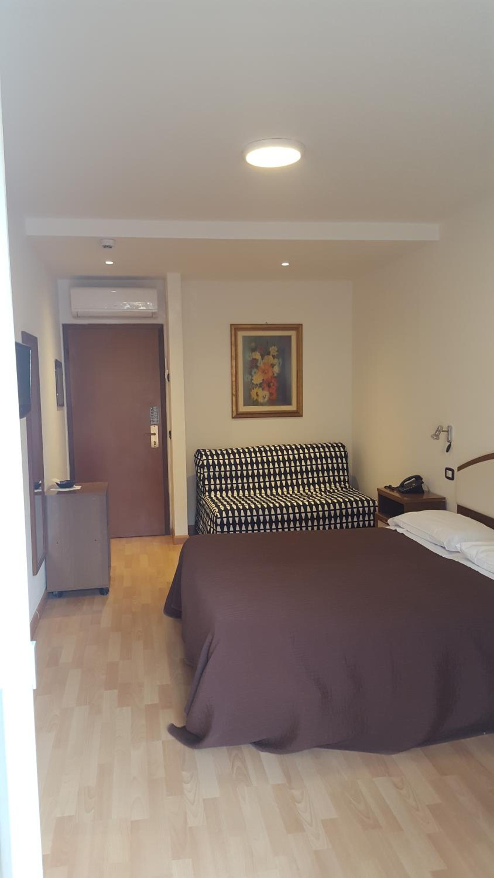 Superior Double Room - Photo 2