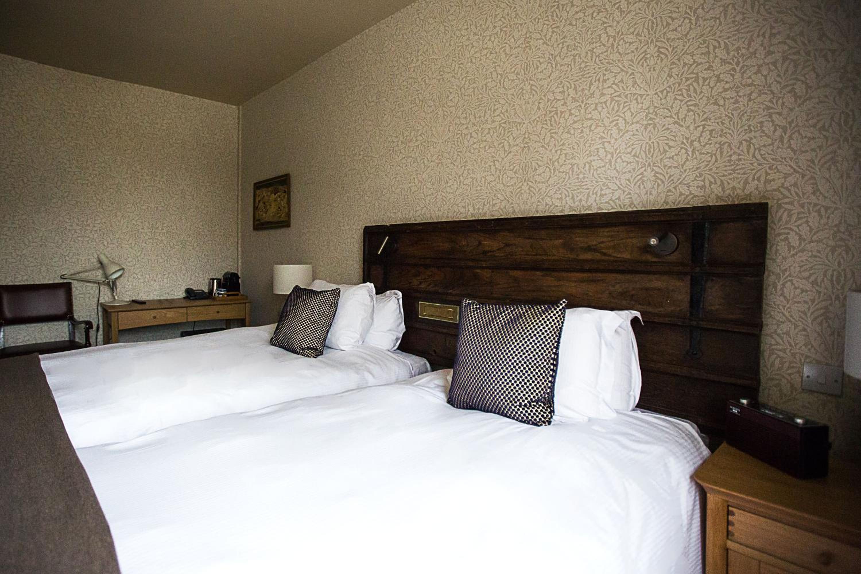 Superior Twin Room - Photo 1