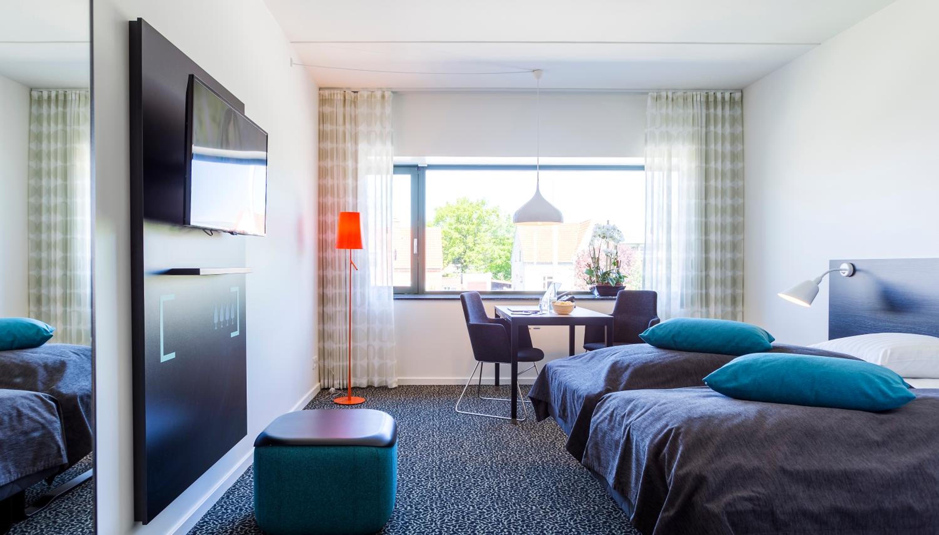 Deluxe Twin Room - Photo 6