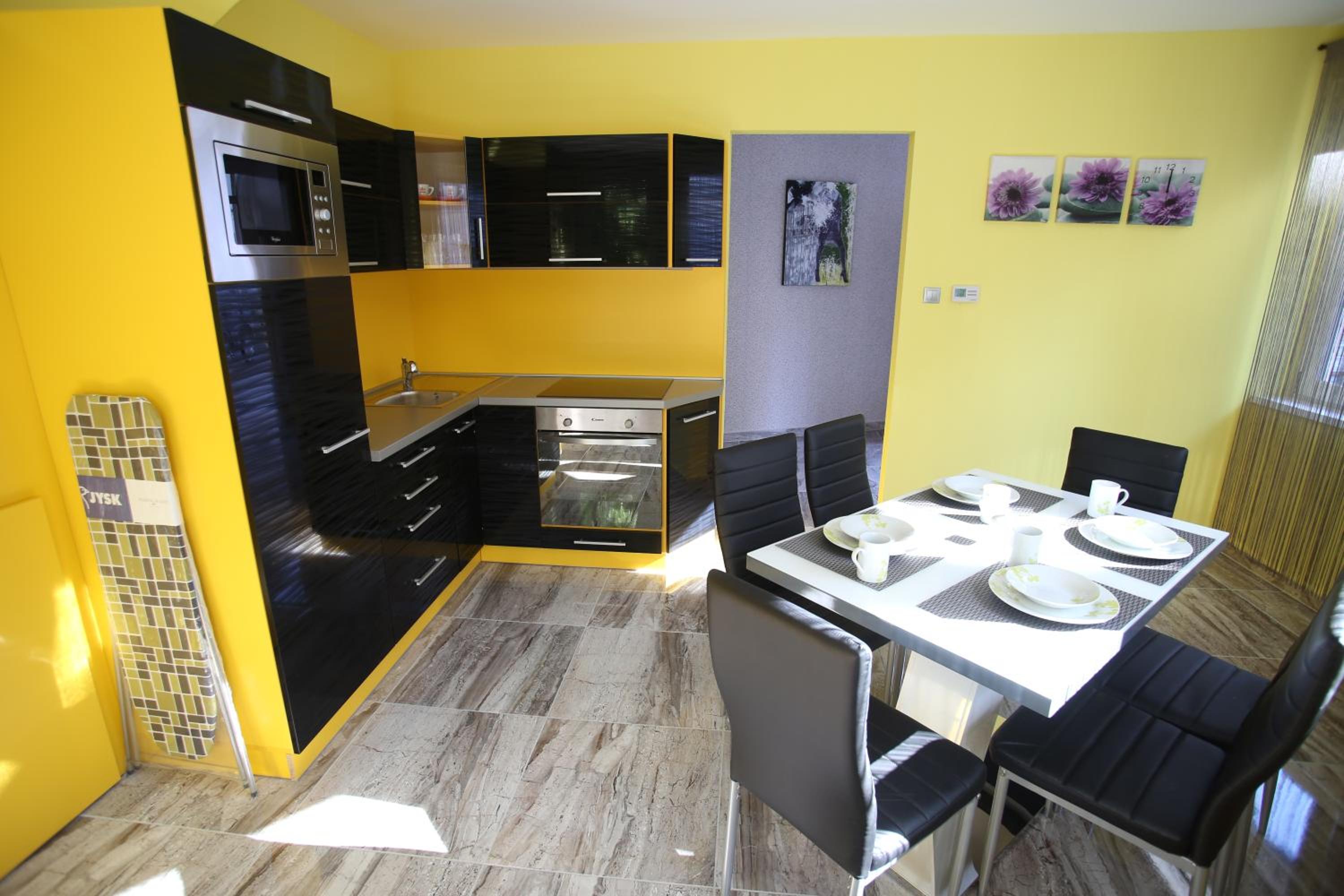 Deluxe Apartment - Photo 3