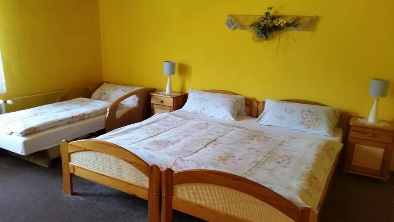 Standard Double Room photo 2