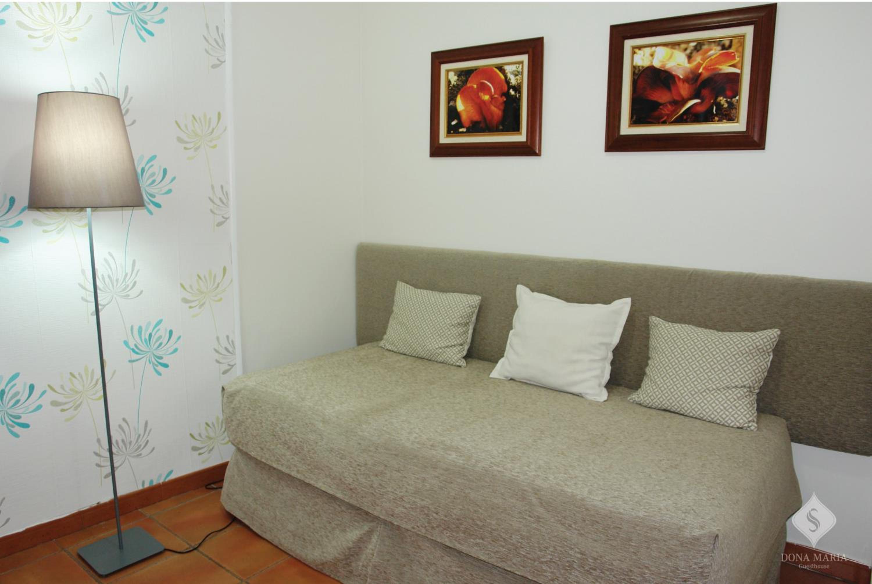 Family Room photo 3