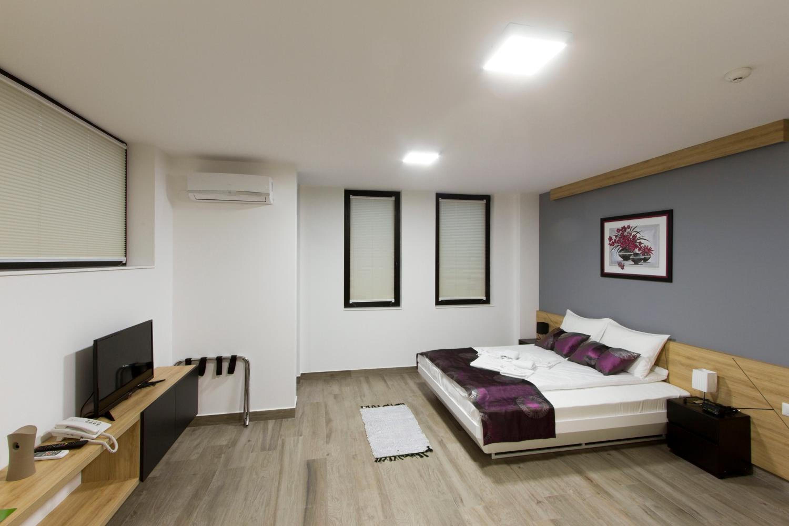 Junior Suite with Mountain View photo 1