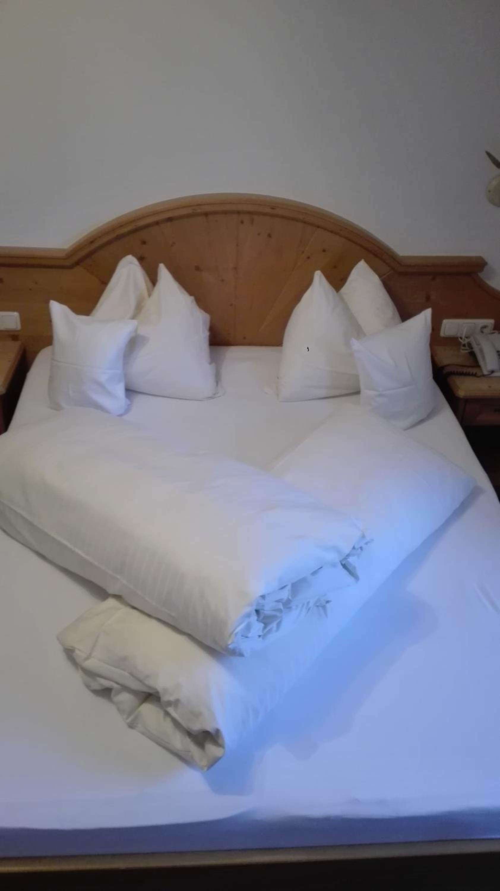 Standard Double Room - Photo 10