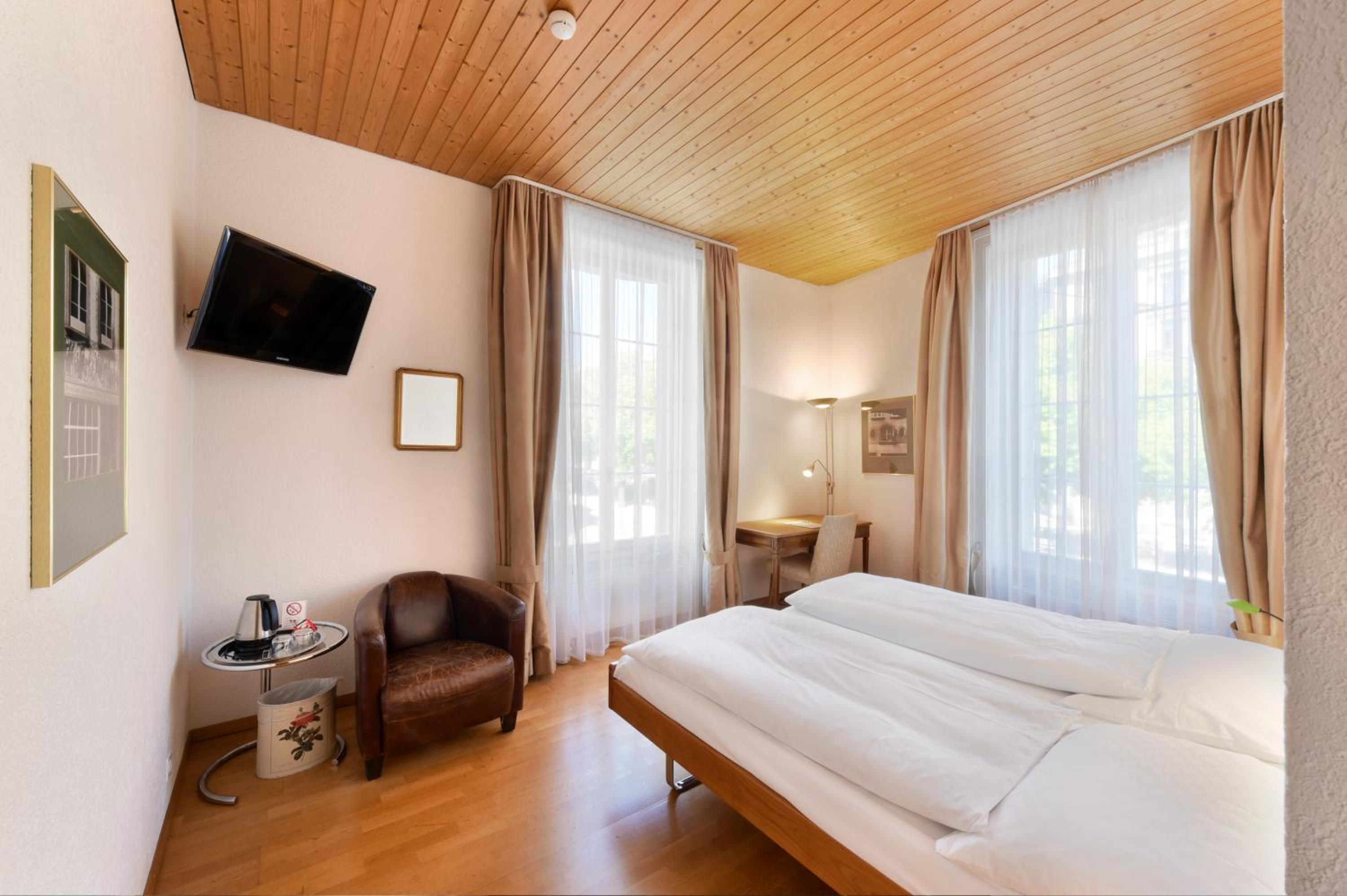 Standard Twin Room photo 1