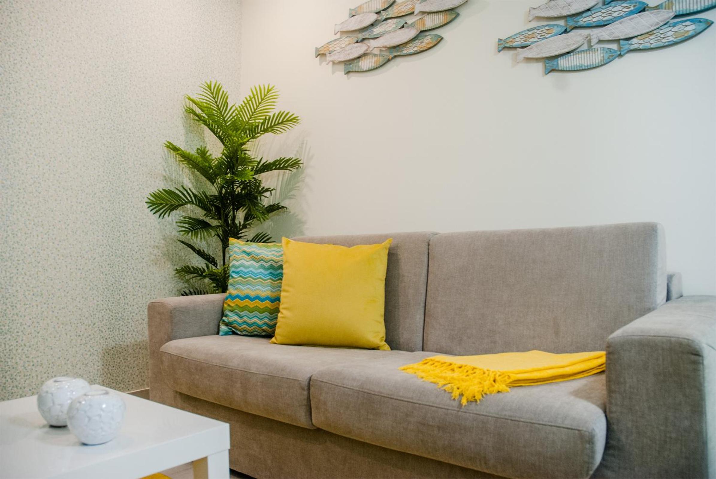Two-Bedroom Apartment with Sea View - Photo 19