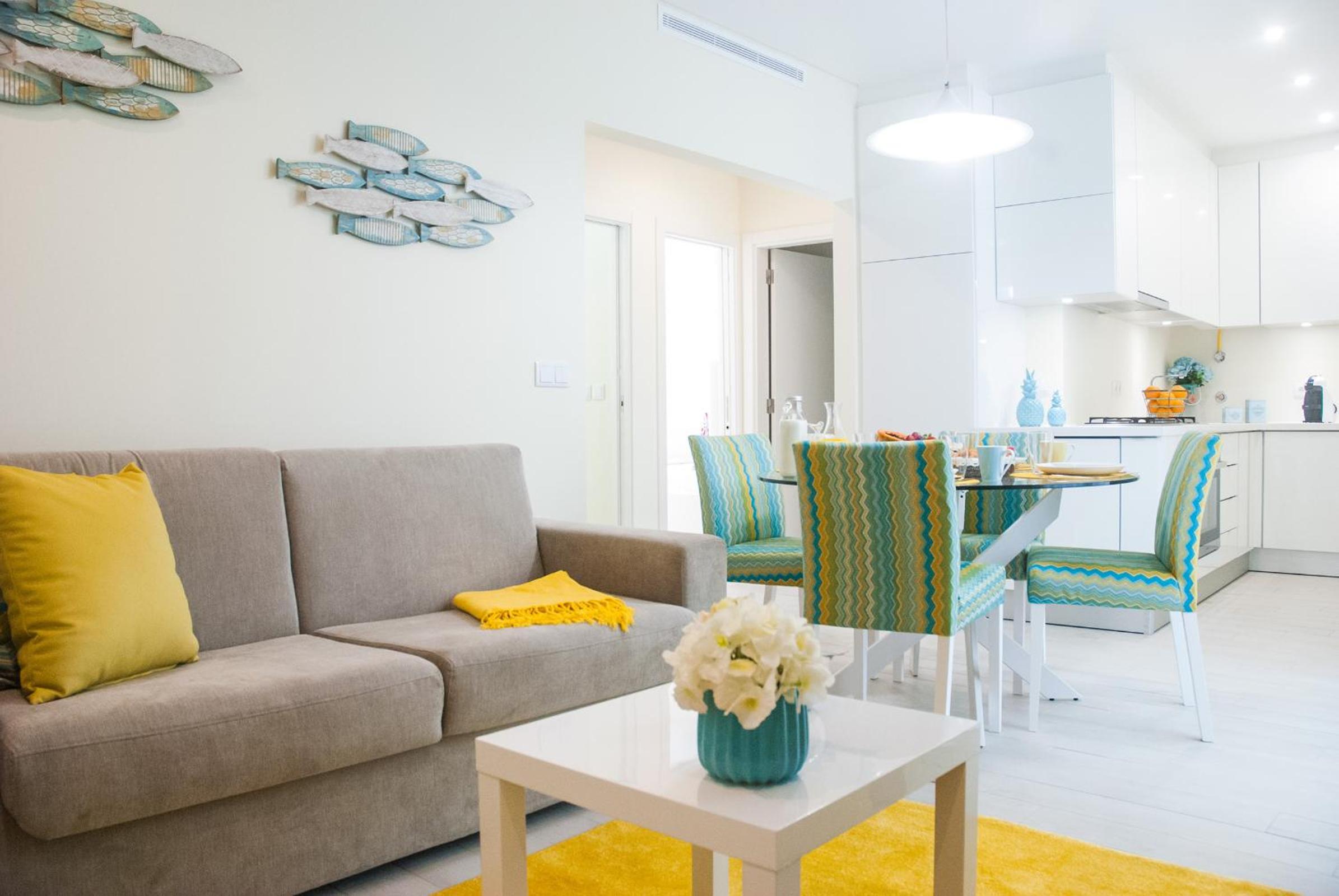 Two-Bedroom Apartment with Sea View - Photo 1
