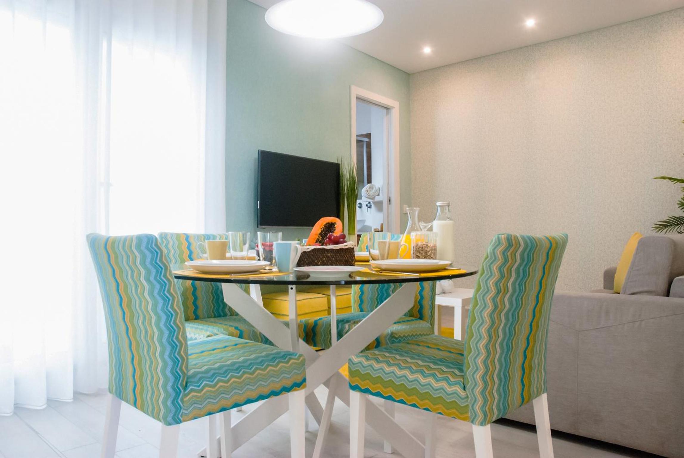 Two-Bedroom Apartment with Sea View - Photo 17