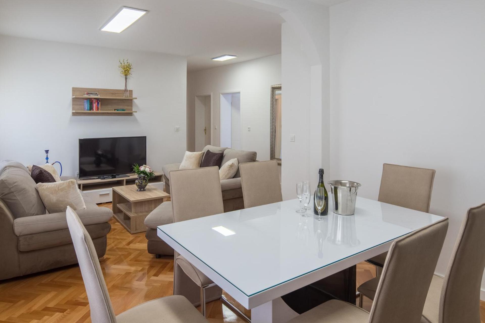 Suite with Sea View - Photo 10