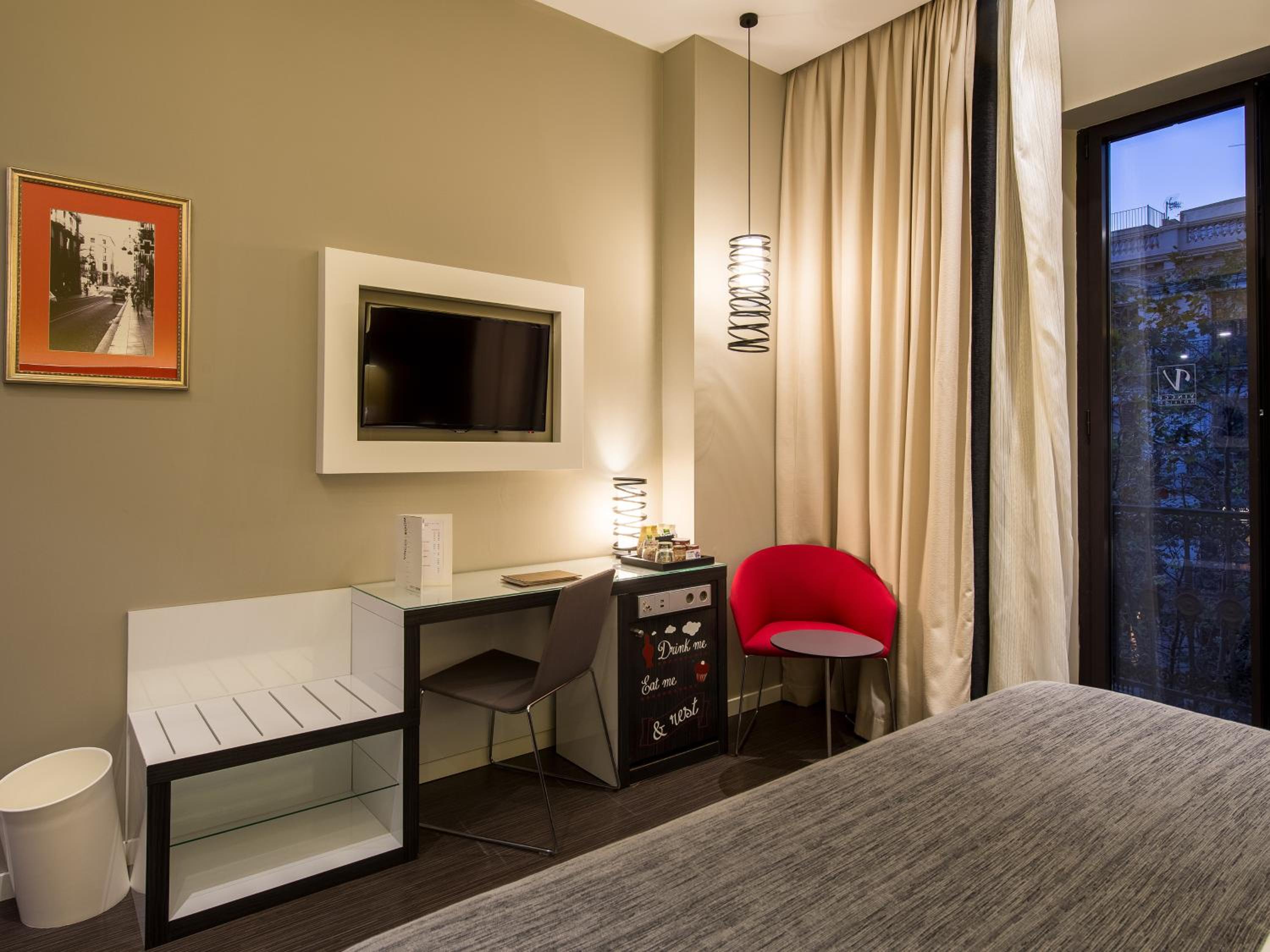 Basic Double Room photo 2