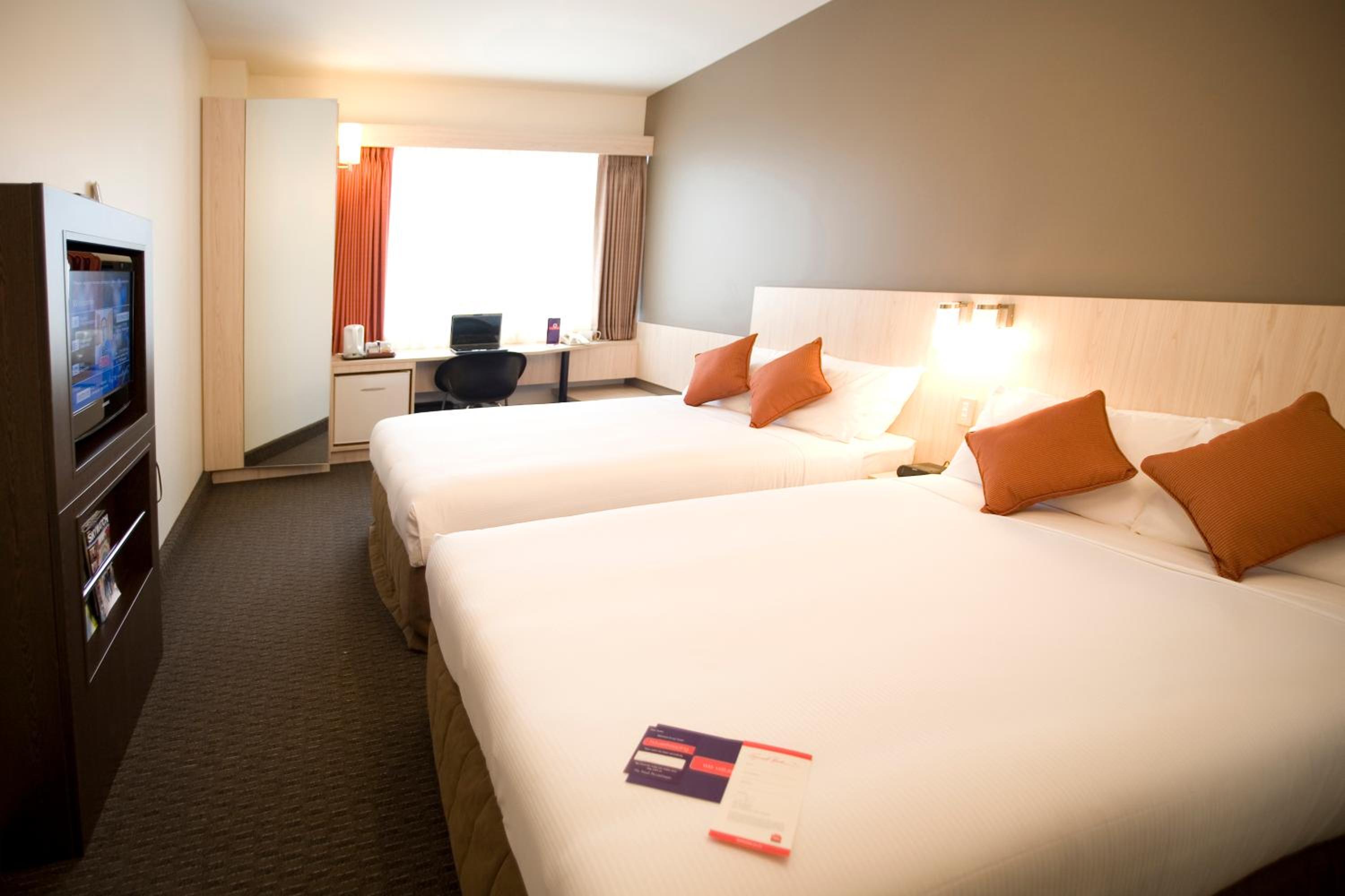 Standard Twin Room - Photo 6