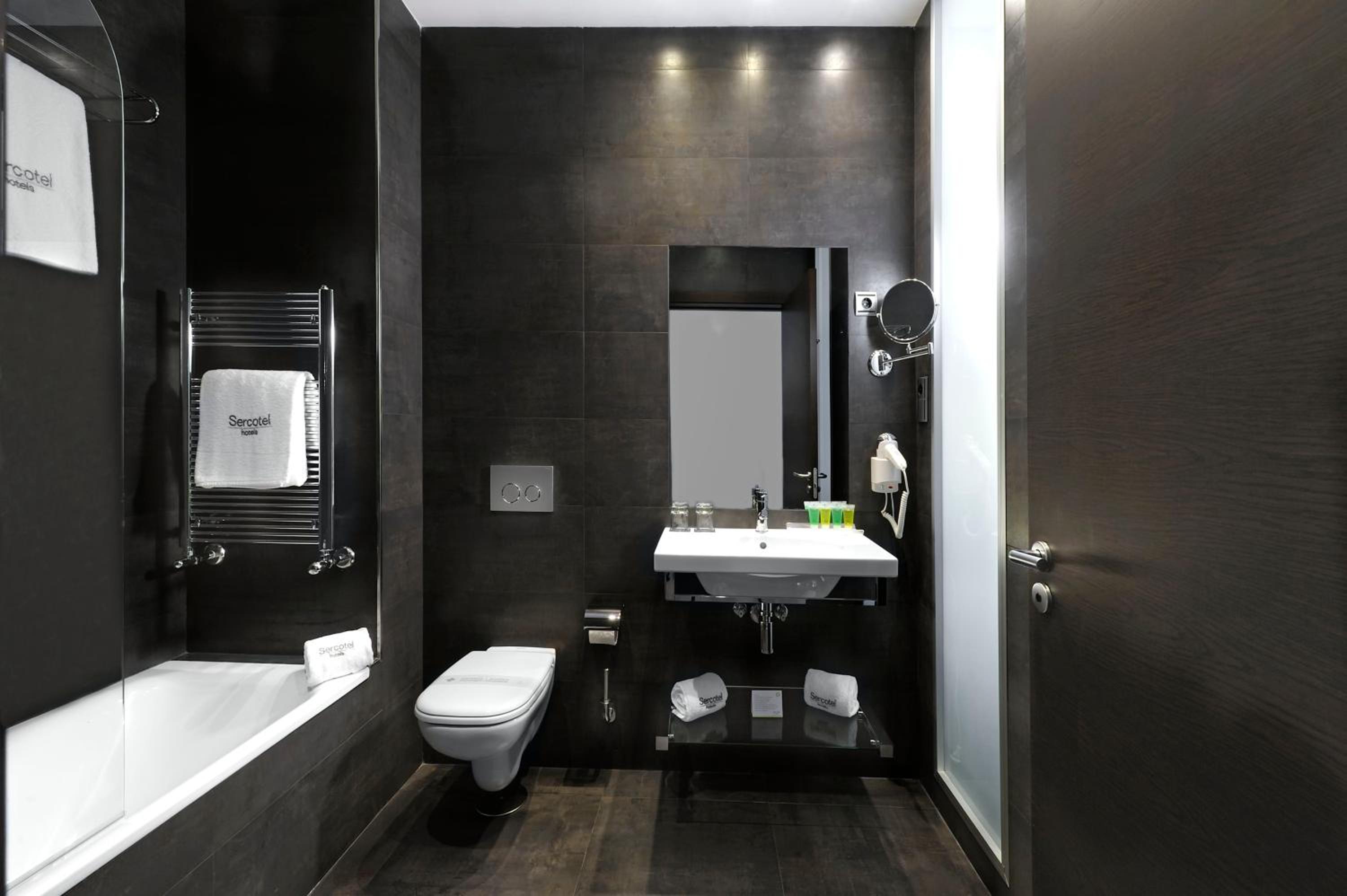 Superior Double or Twin Room - Photo 2