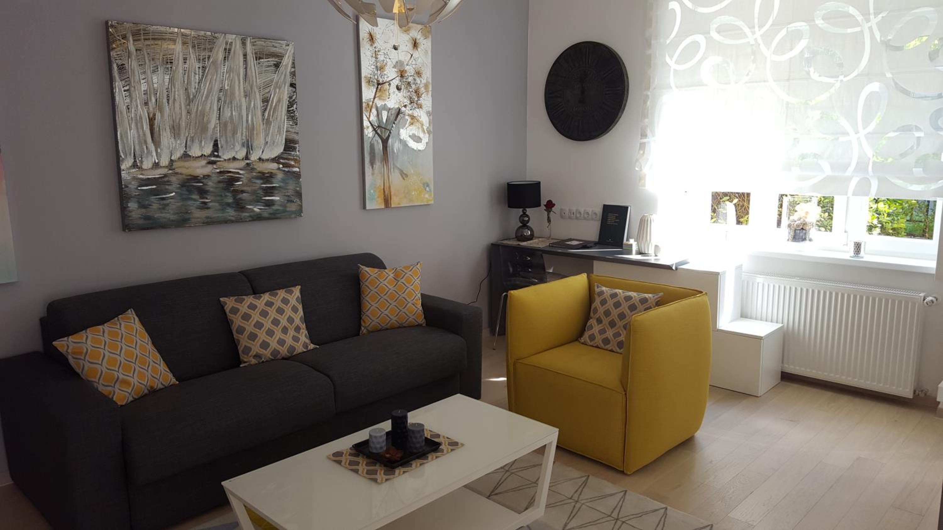 Apartment with Garden View - Photo 1