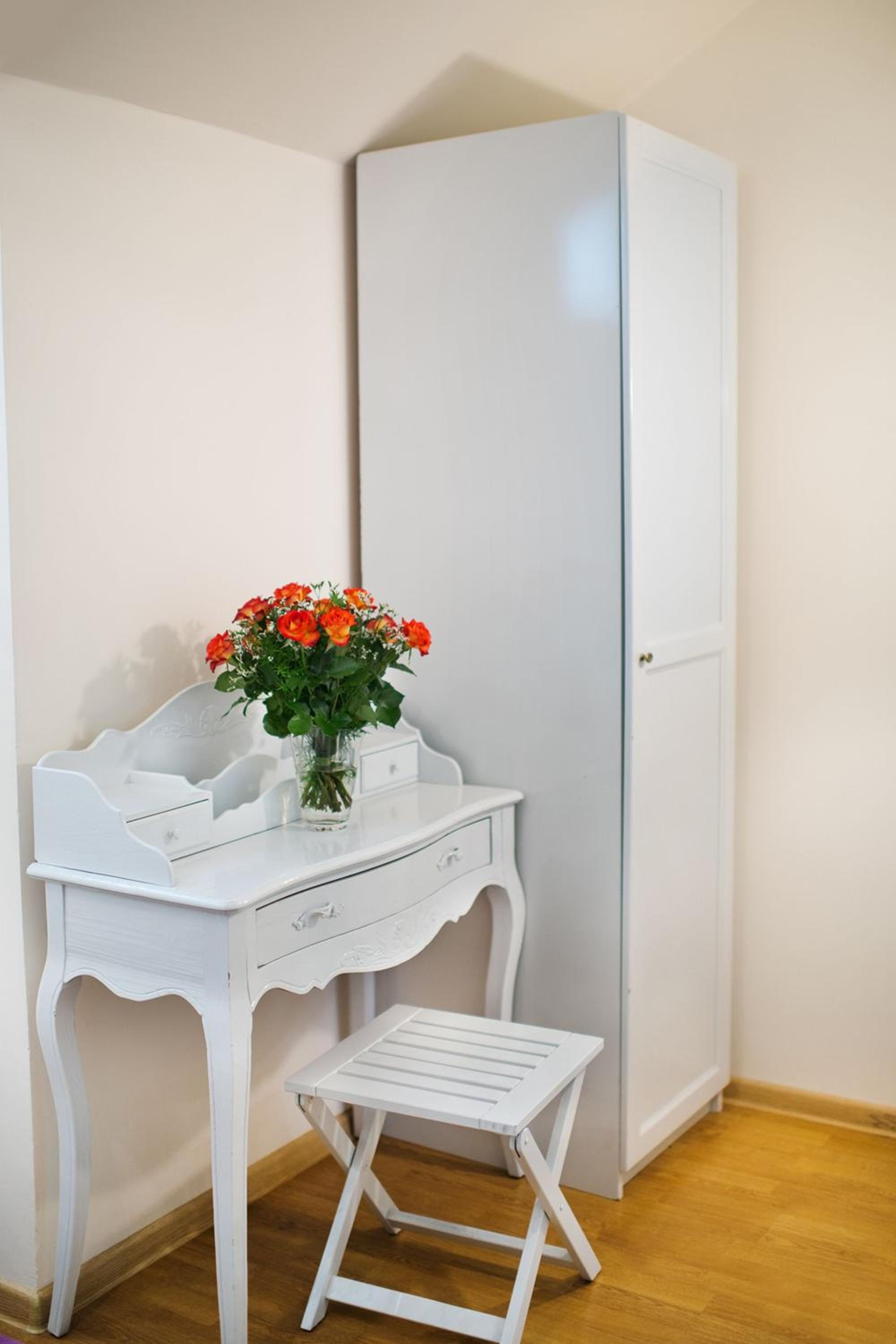 Double Room - Photo 6