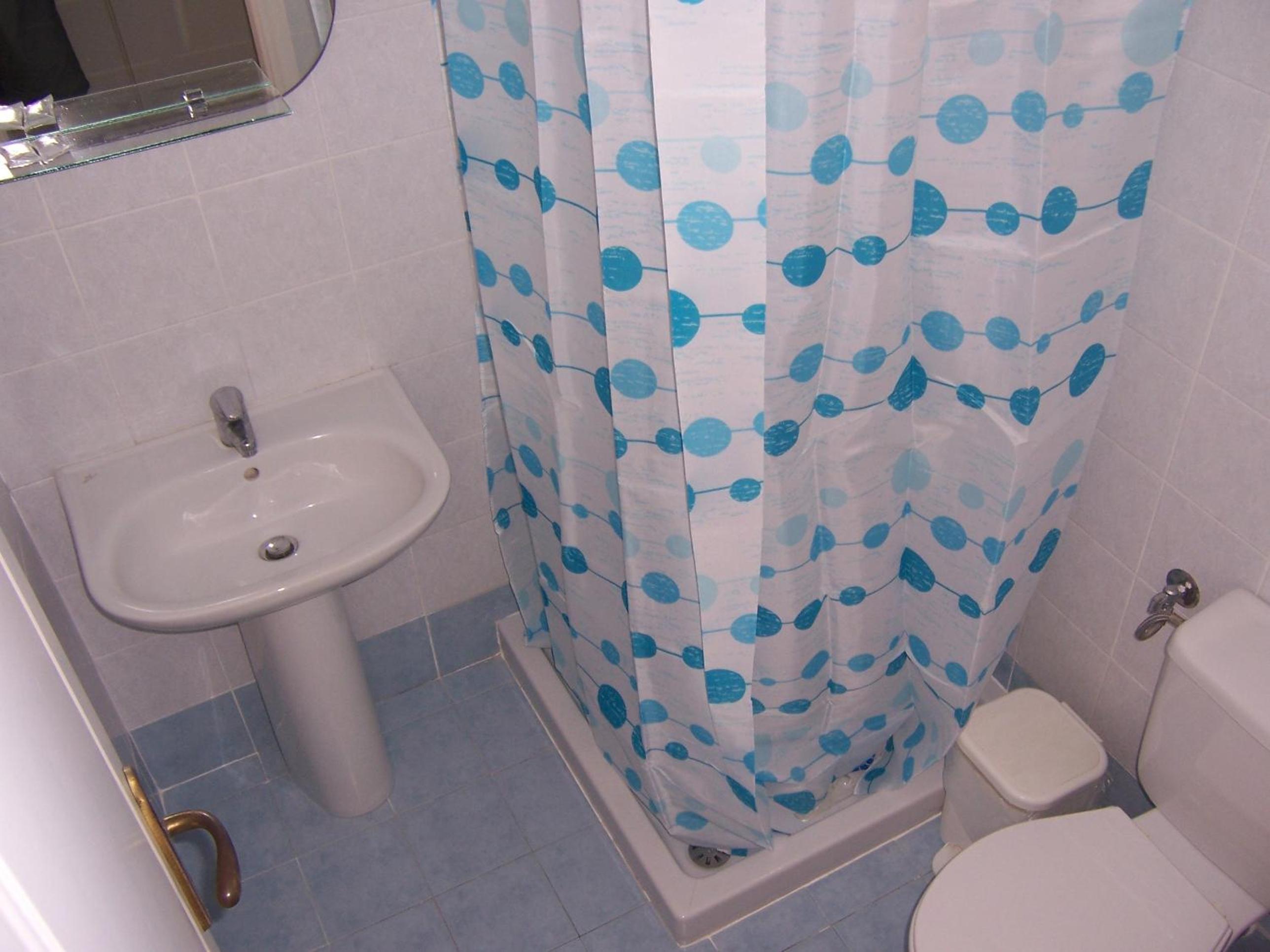 Studio (3 Adults) - Photo 4