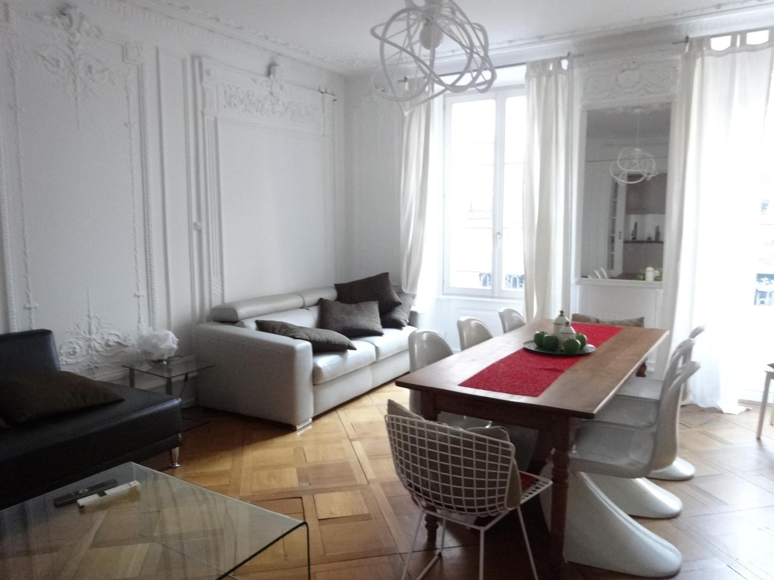 Apartment with Terrace photo 2