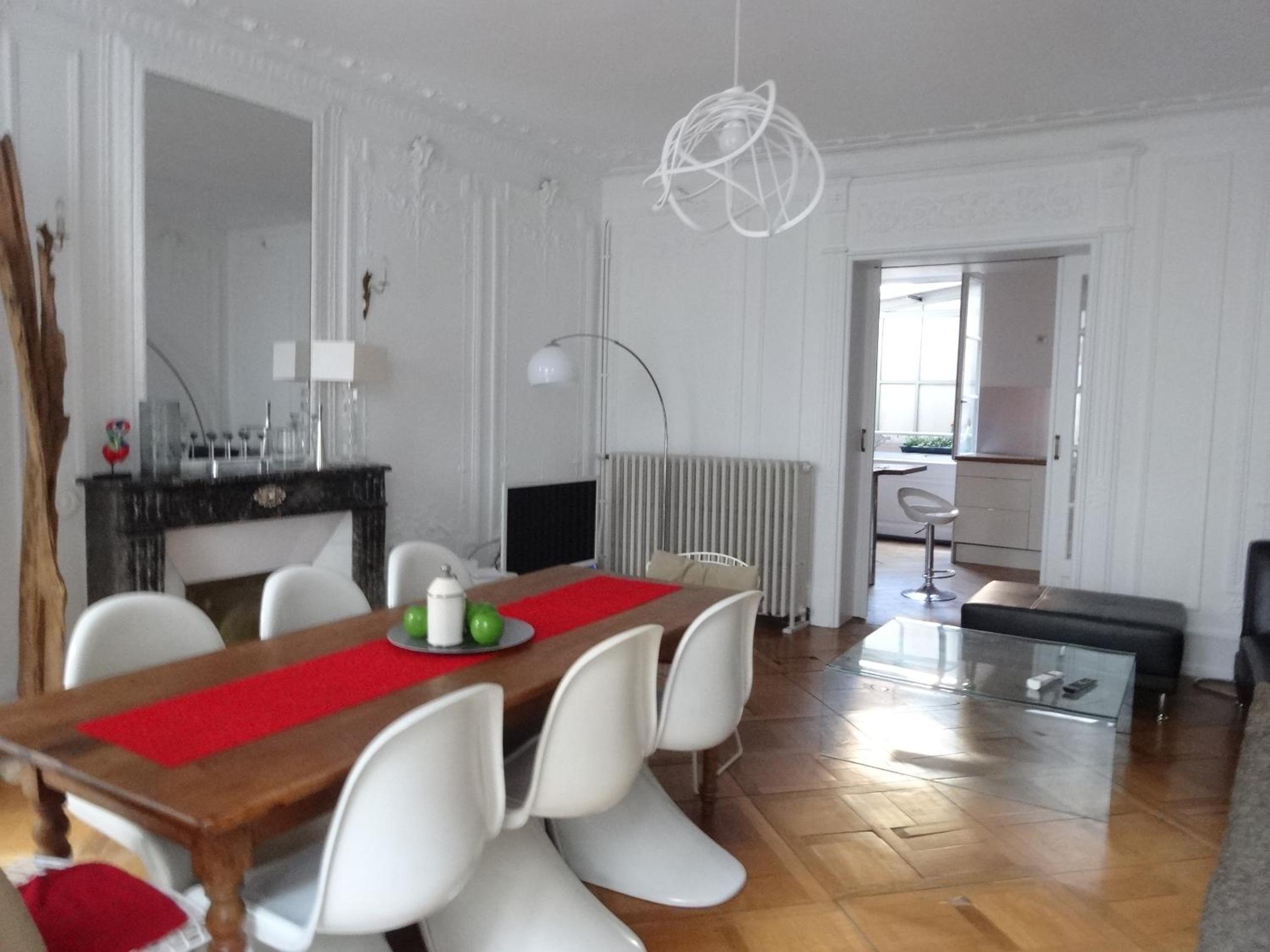 Apartment with Terrace photo 3
