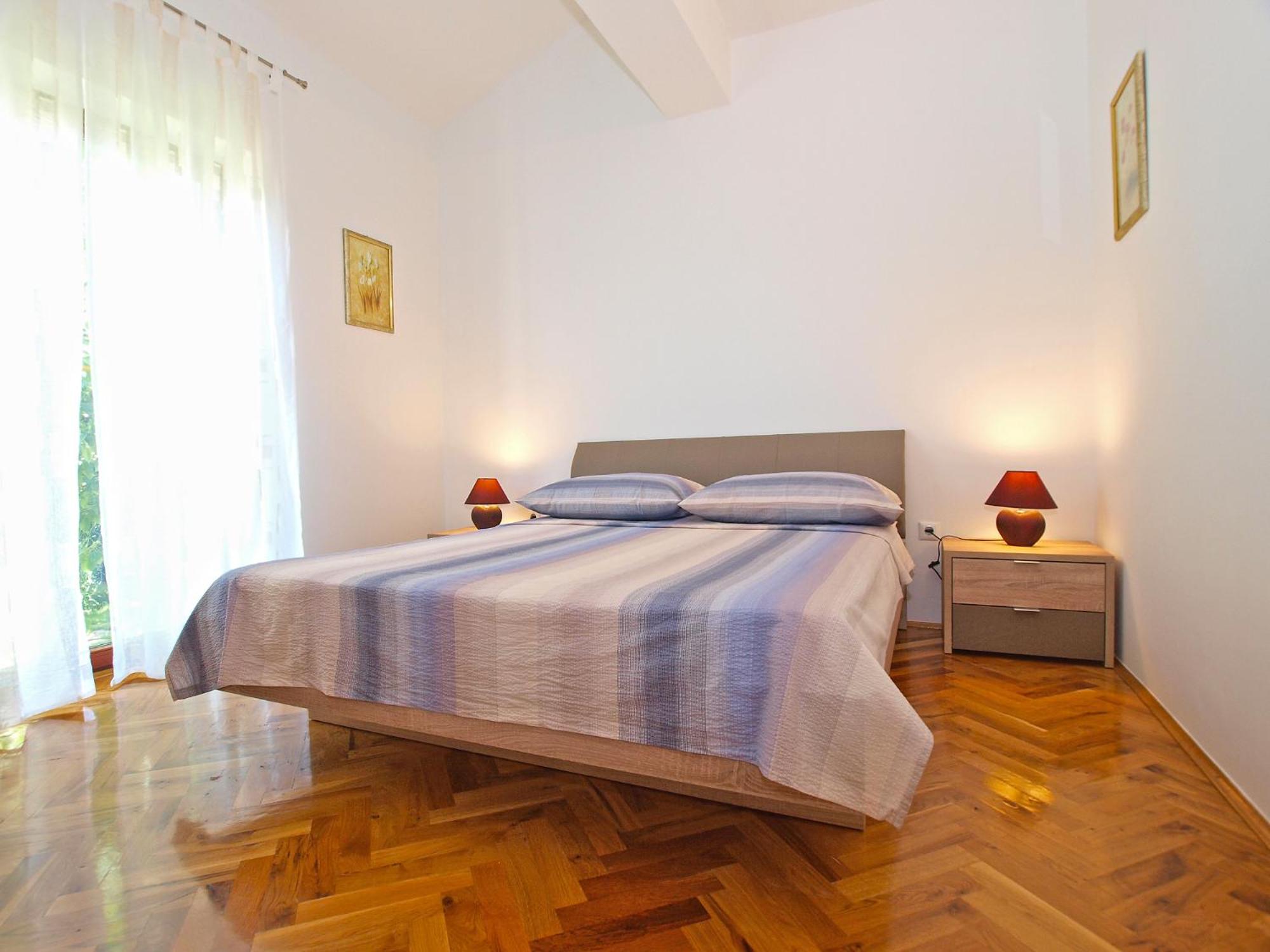 Apartment photo 3