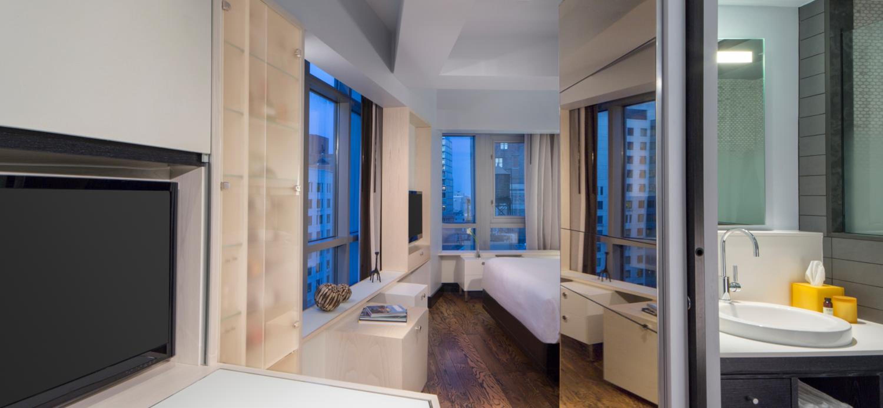 Junior King Suite