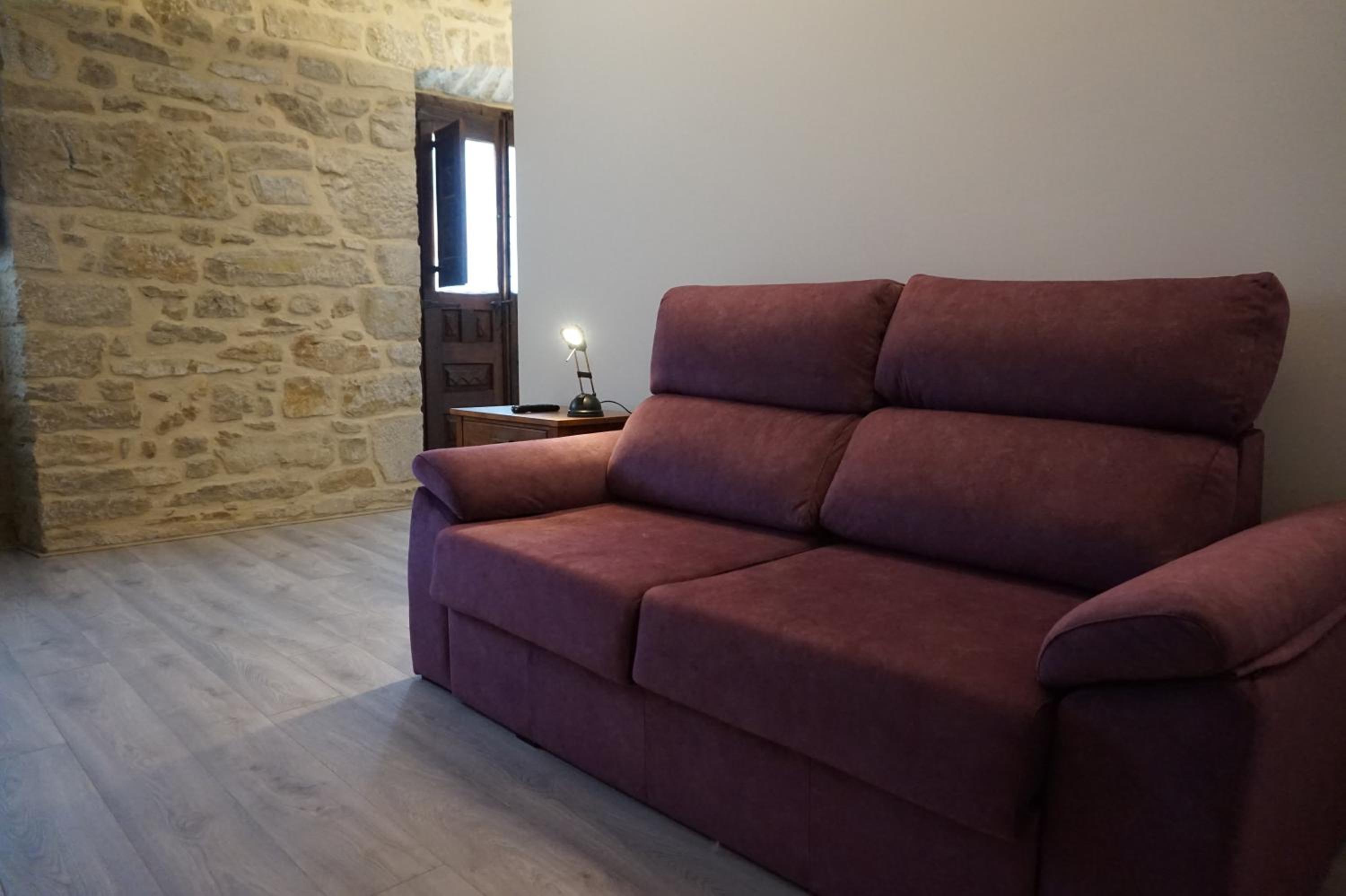 Deluxe Suite - Photo 5