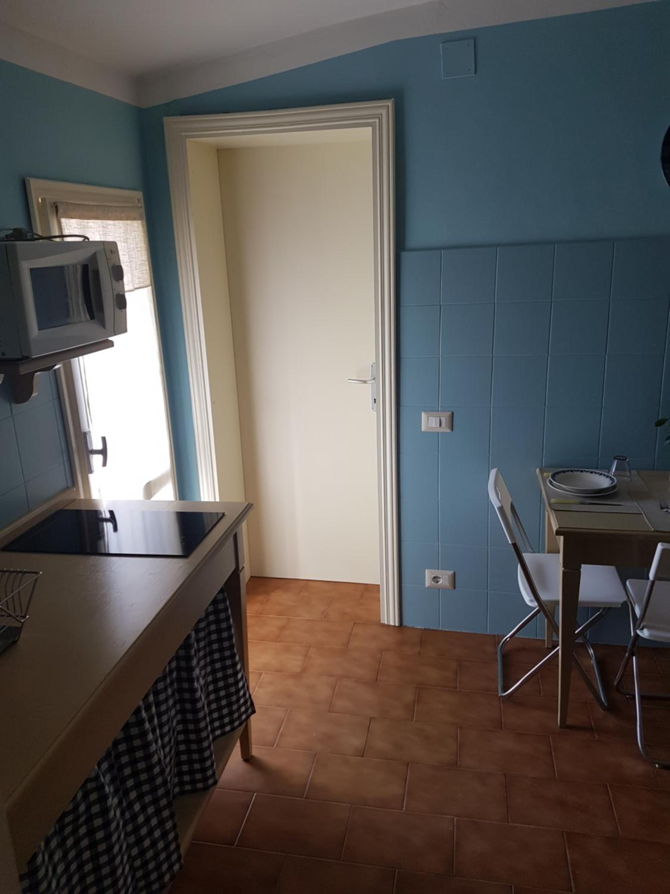 Two-Bedroom House - Photo 20
