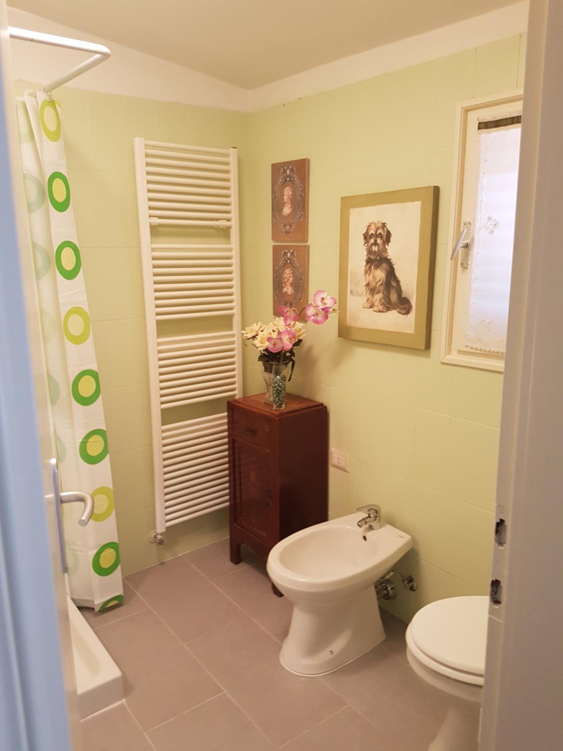 Two-Bedroom House - Photo 12