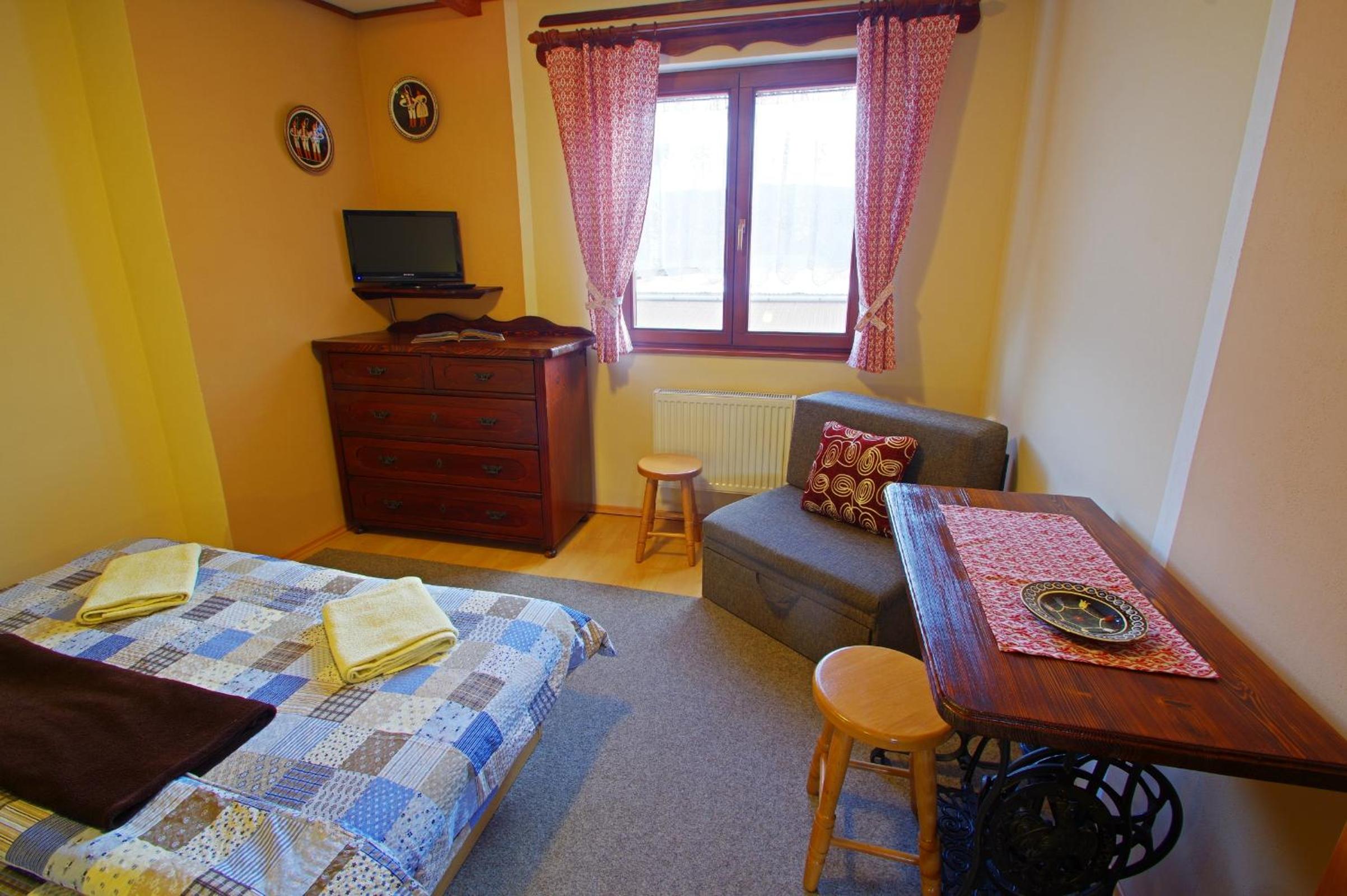 Double Room with Sofa Bed photo 3