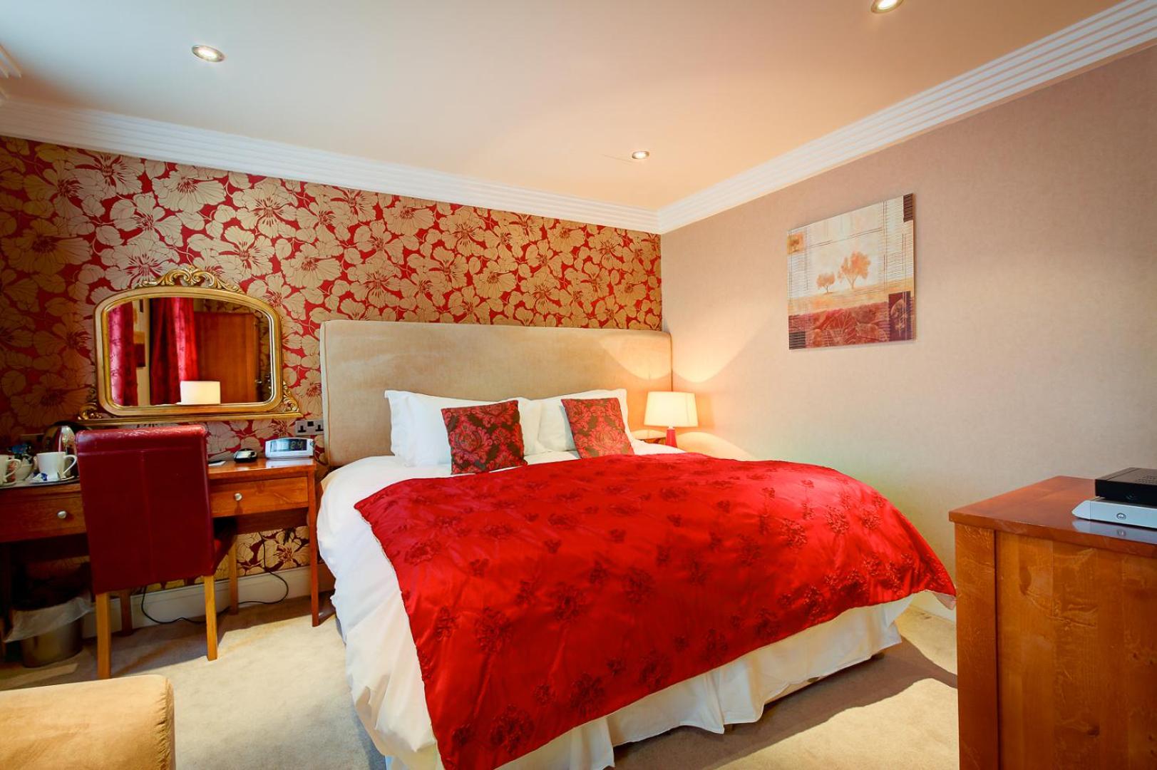 Superior Queen or Twin Room photo 3