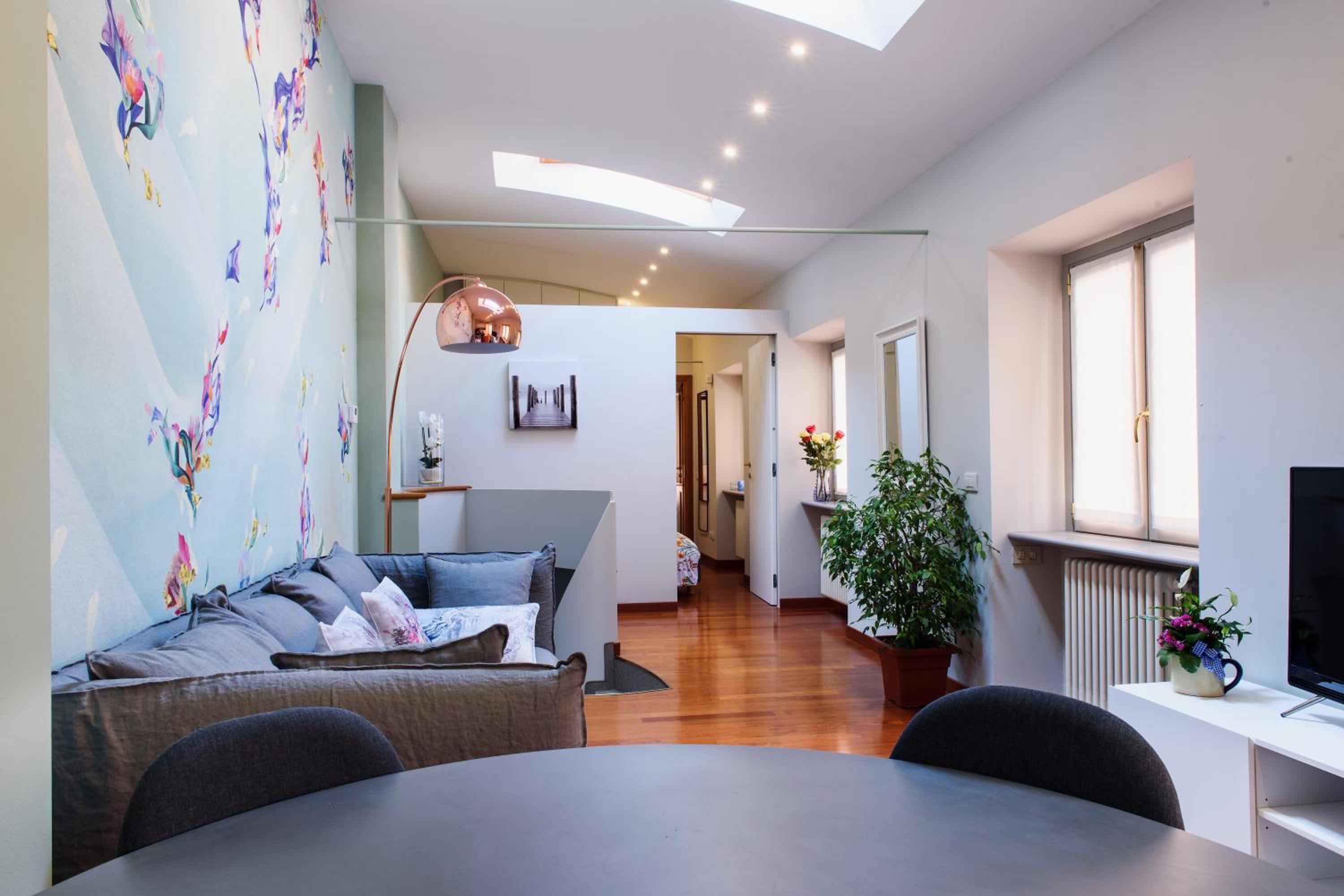 Apartment - Photo 1