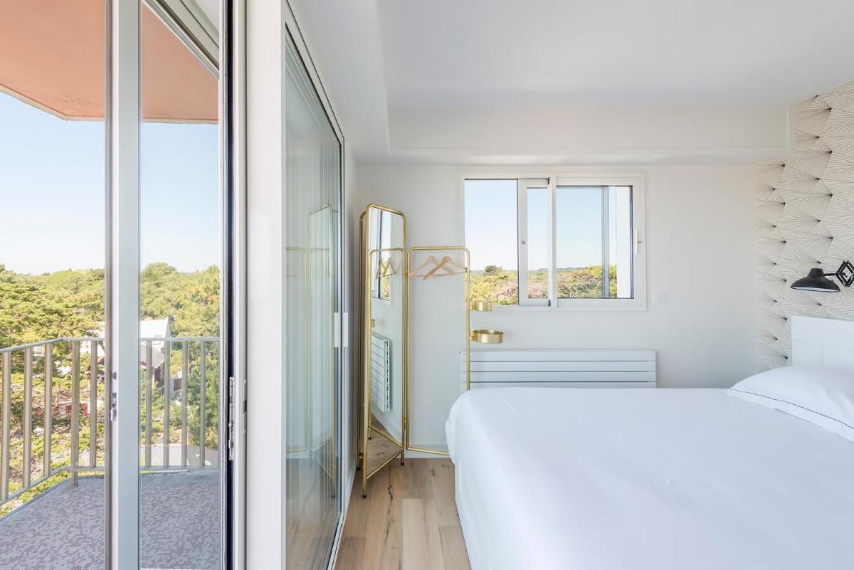 Apartment with Sea View photo 3