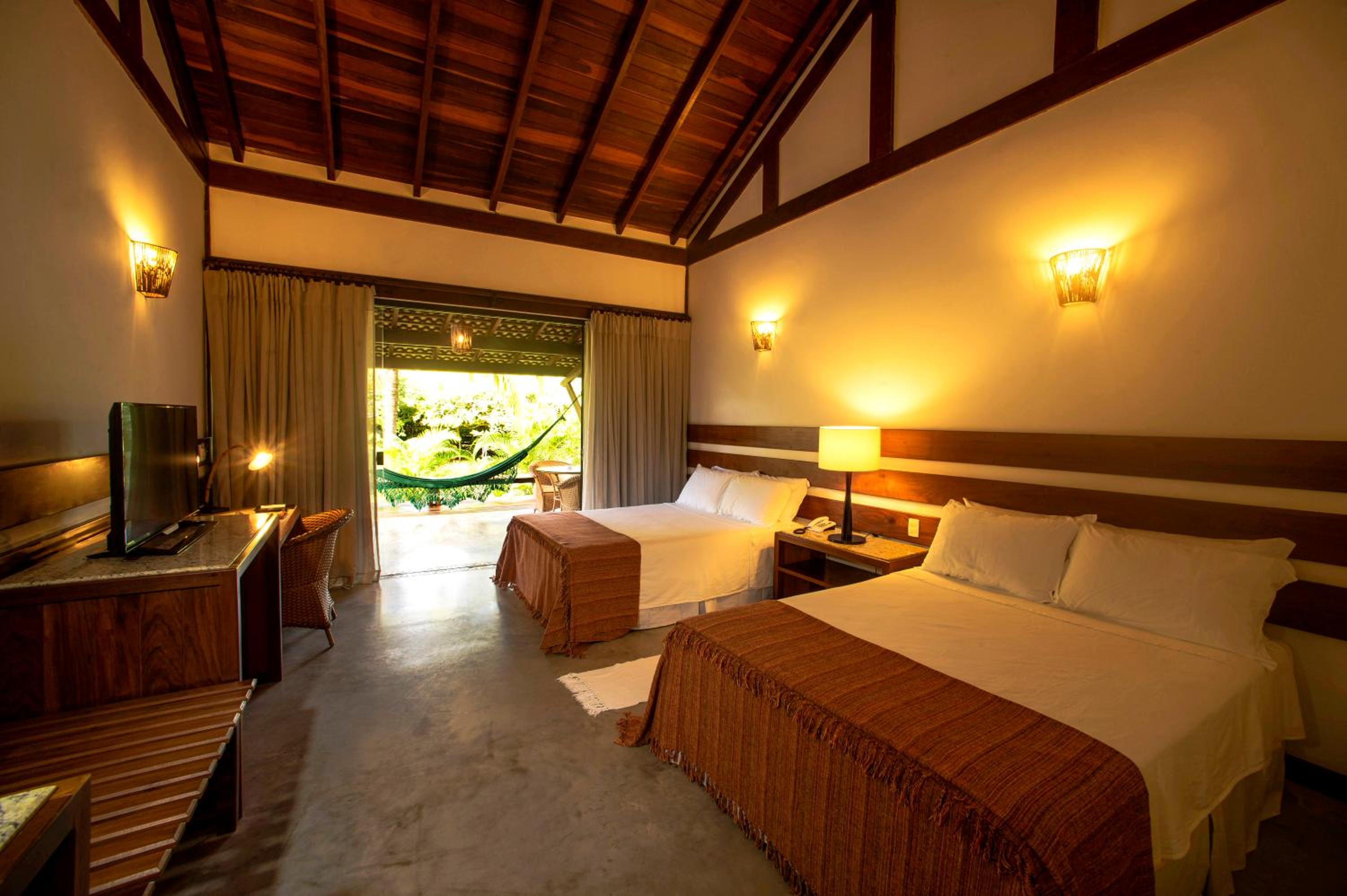 Bungalow with Garden View - Two Double Beds