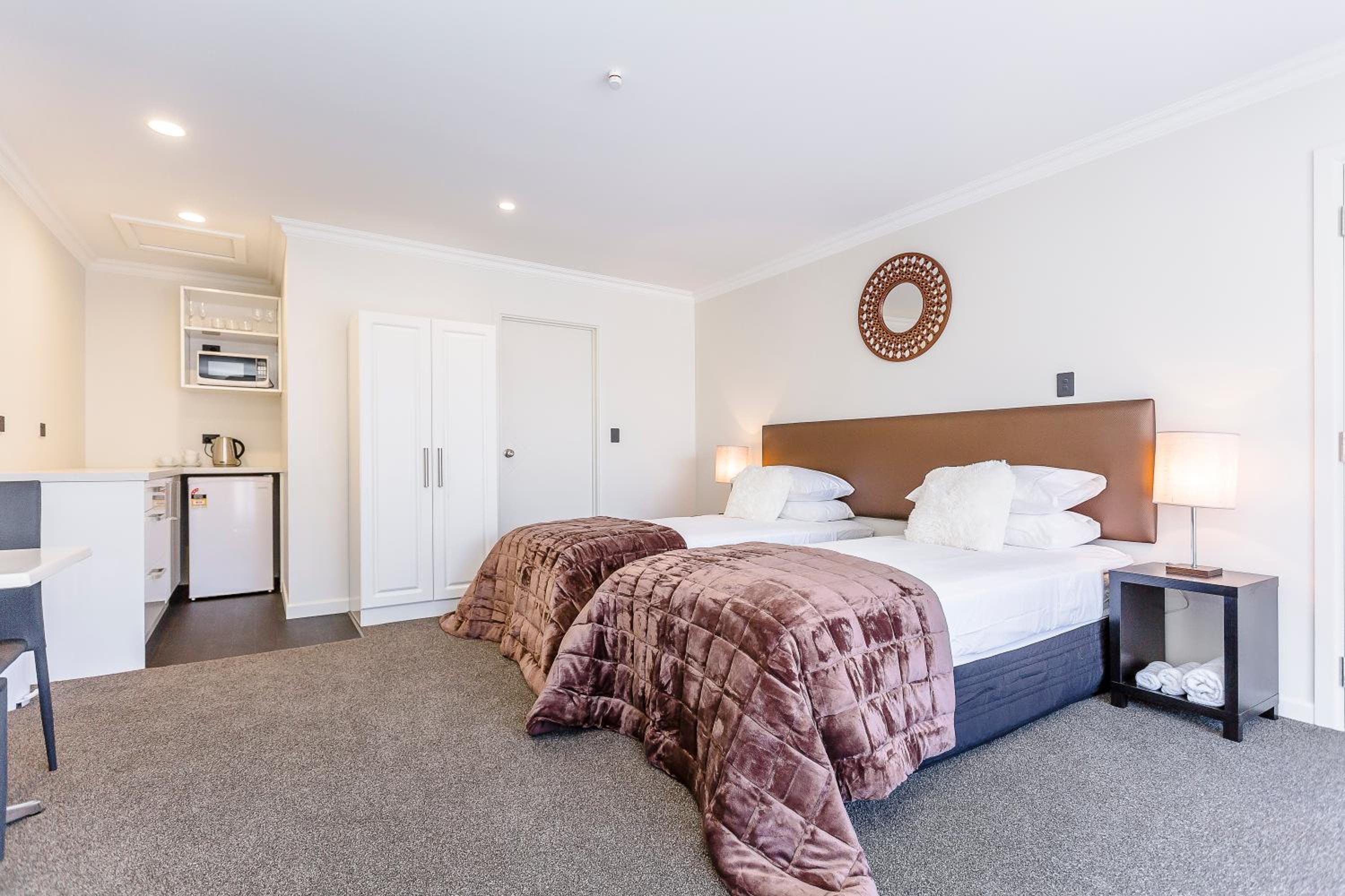 Studio Apartment photo 3