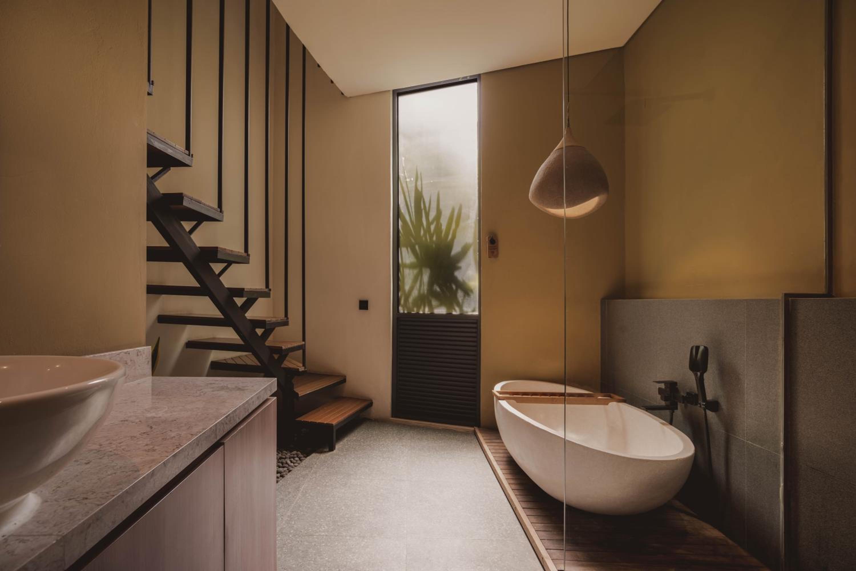 Loft Suite Garden View thumbnail 6