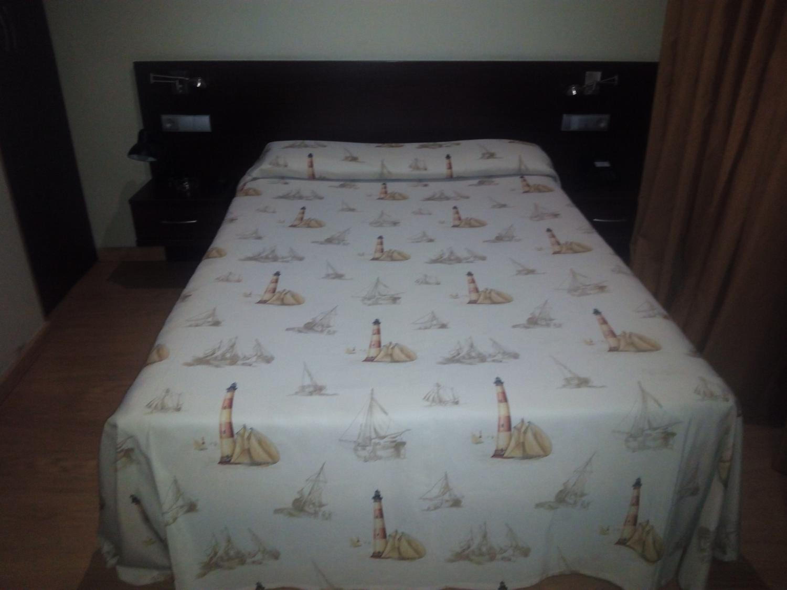 Economy Double or Twin Room - Photo 9