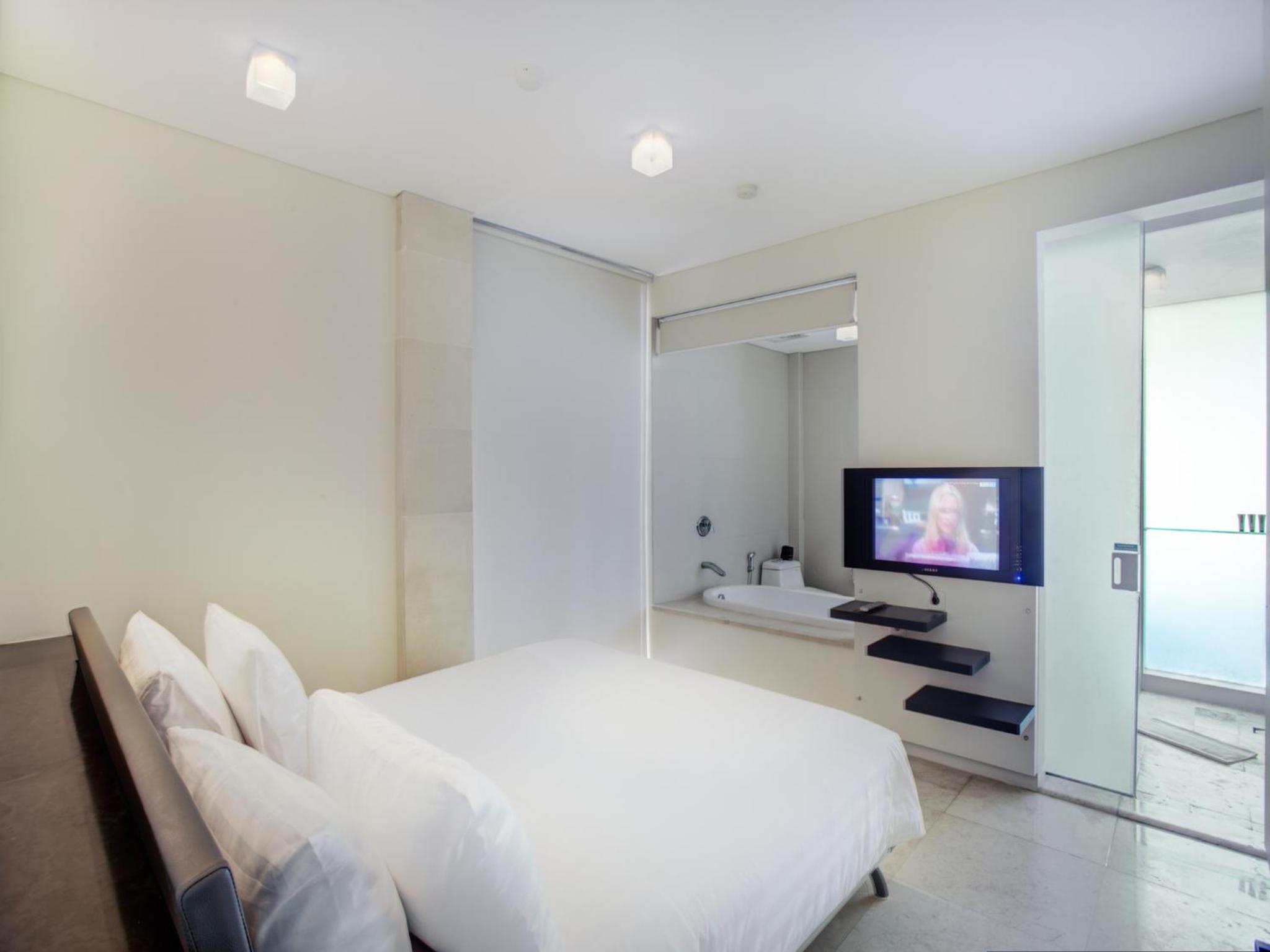 Three-Bedroom Penthouse with Well Equipped - Kitchenette photo 2