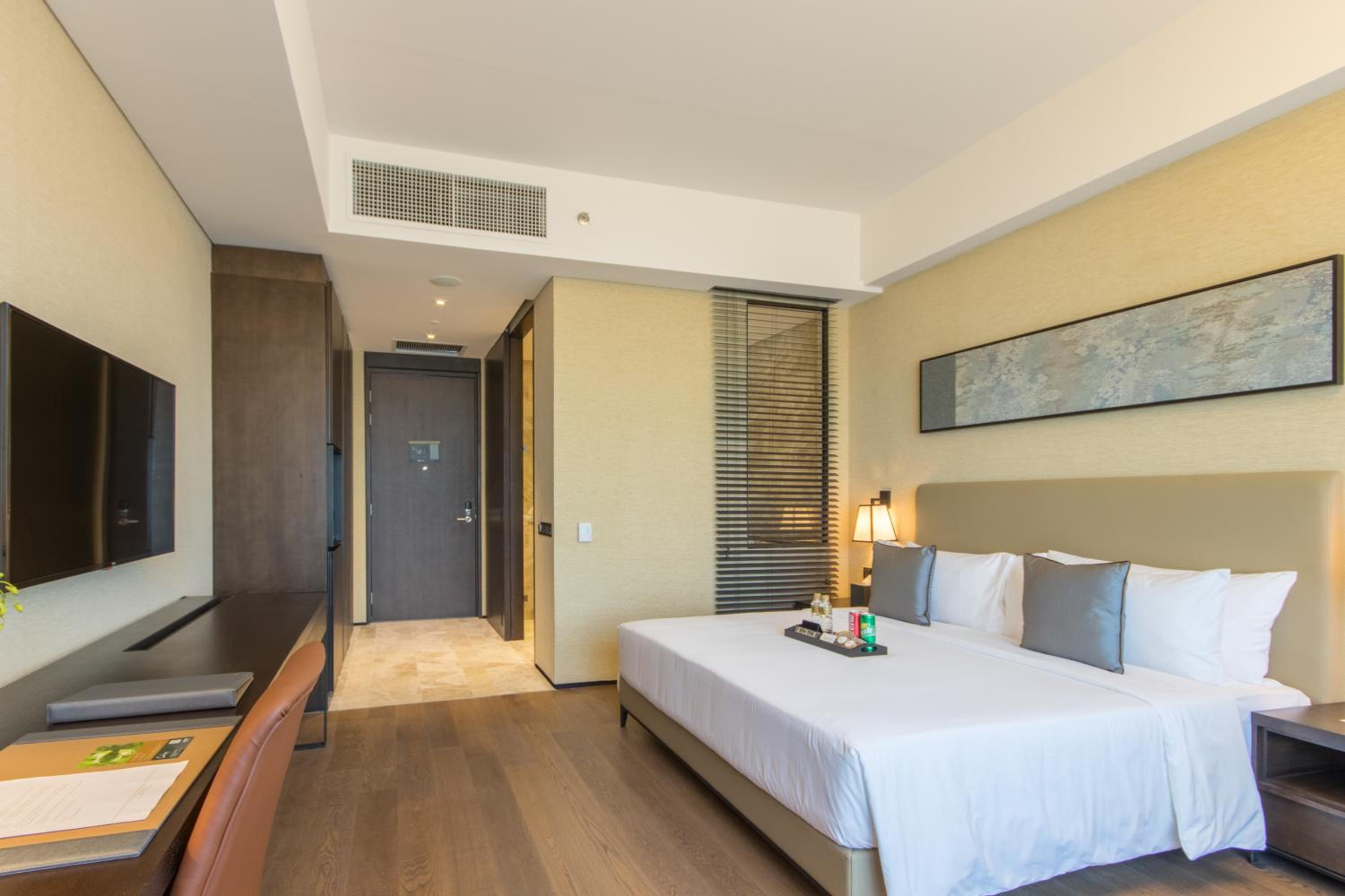 Prestige Executive King Room photo 3