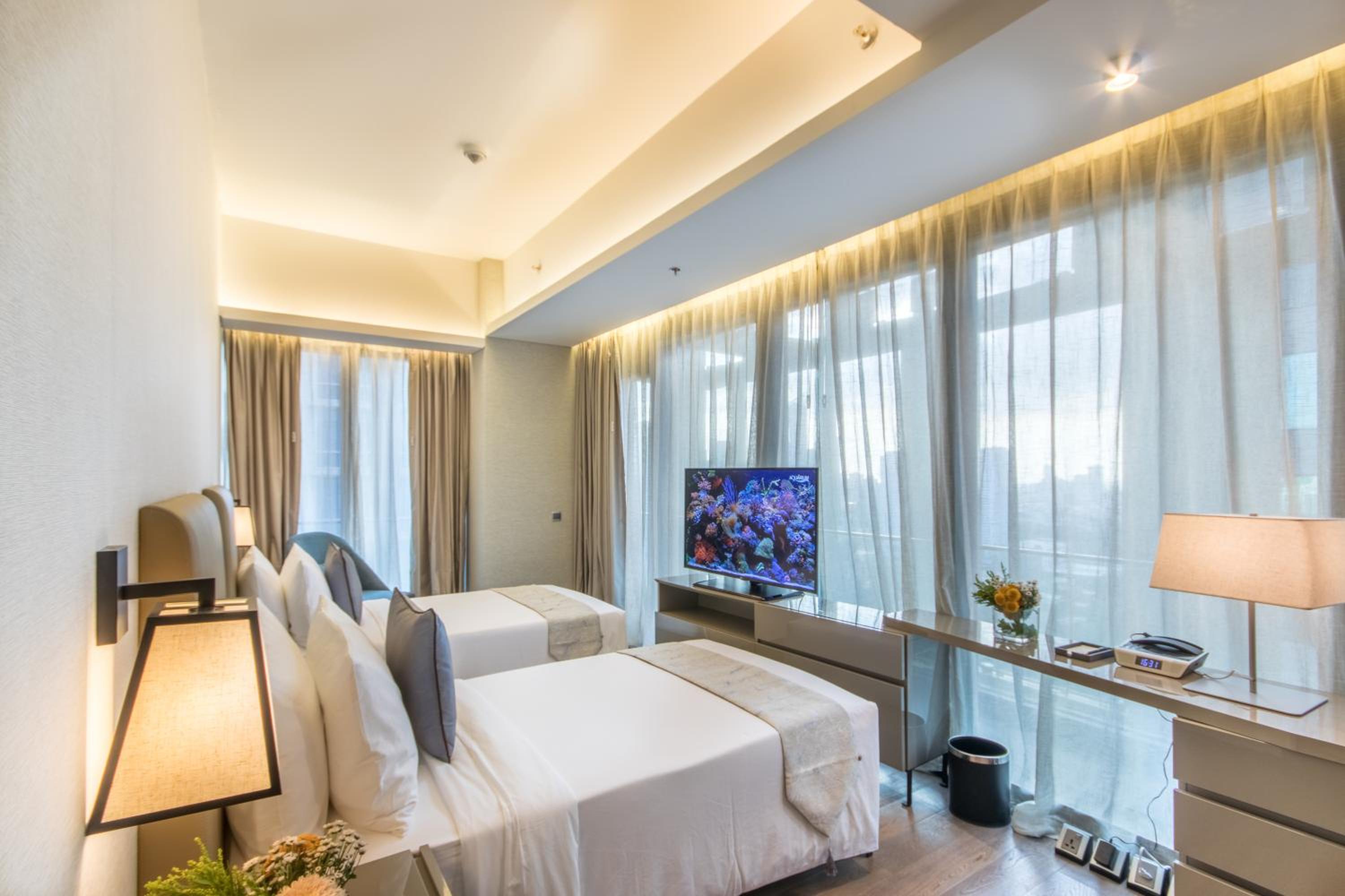 Executive Two-Bedroom Suite photo 2