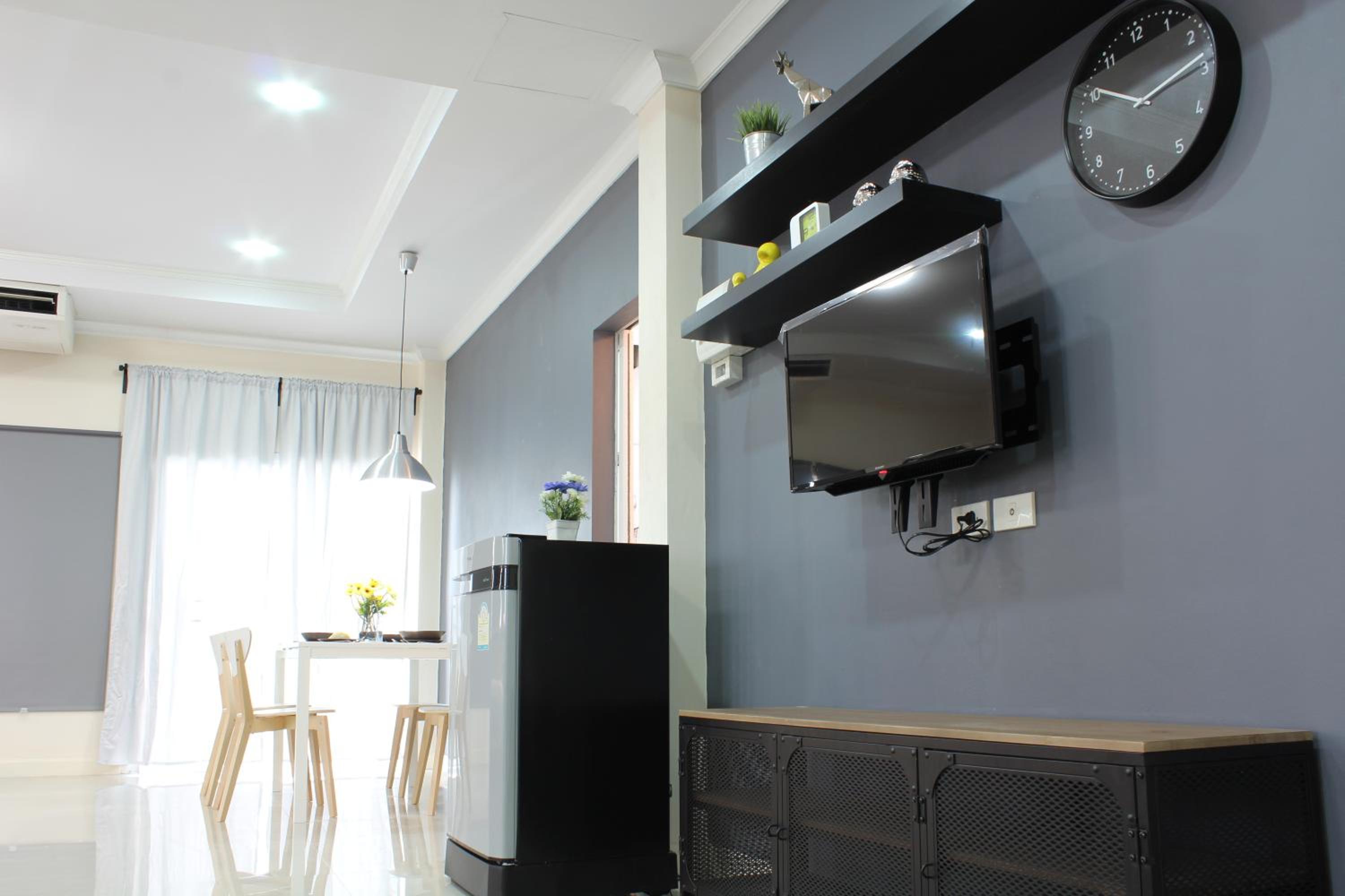 Deluxe Quadruple Room - Photo 6